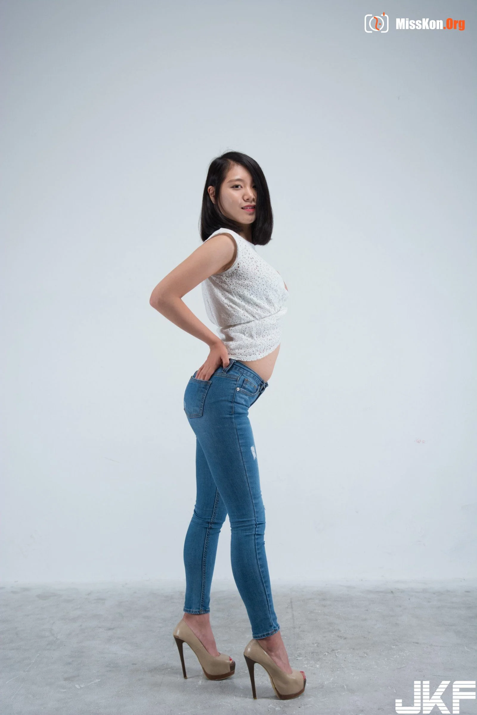 Korean Model Large-Scale Private Shooting Phase 2 VIP Welfare Post - Photo 9