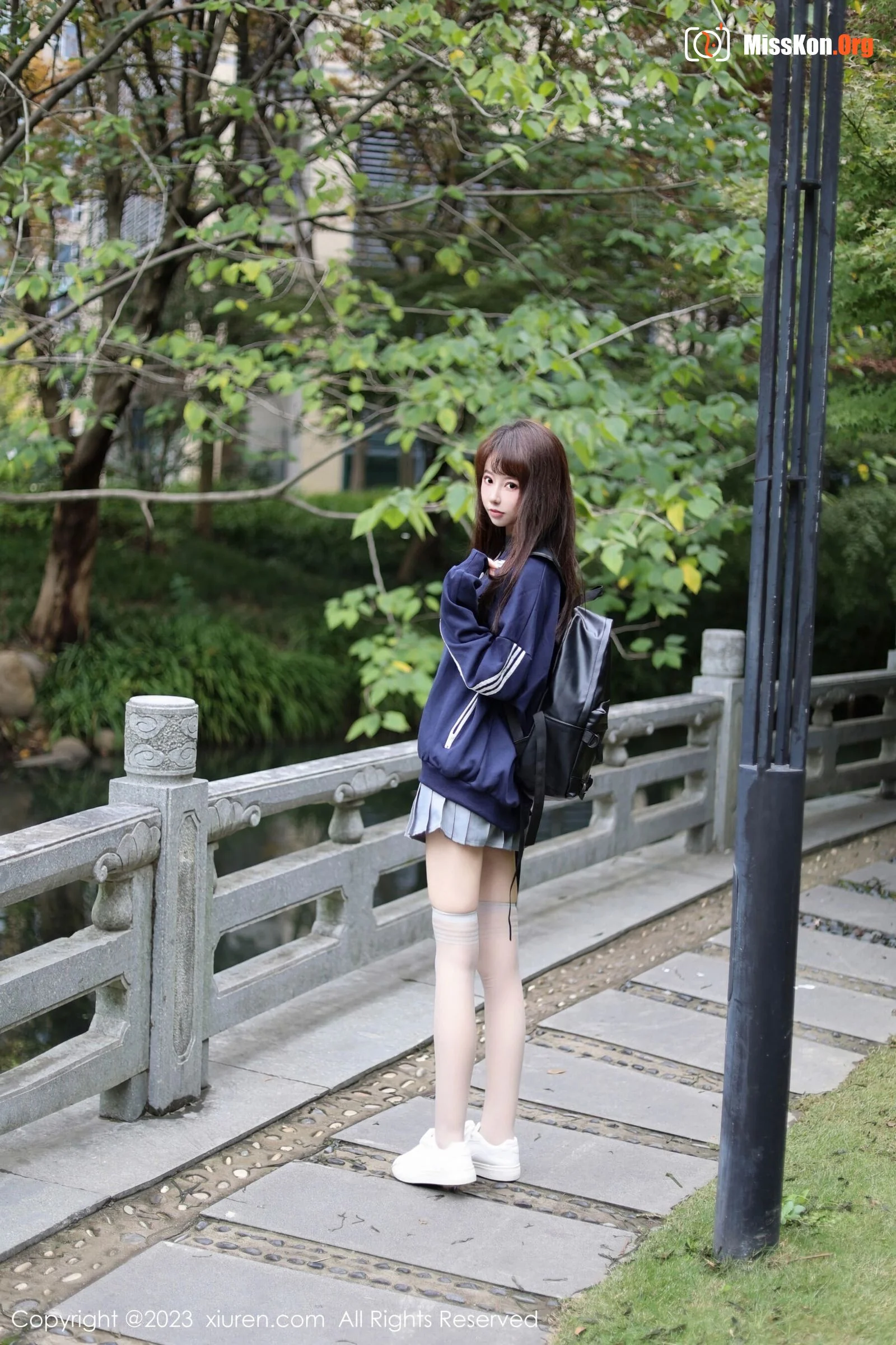 Korean school girl - Photo 11