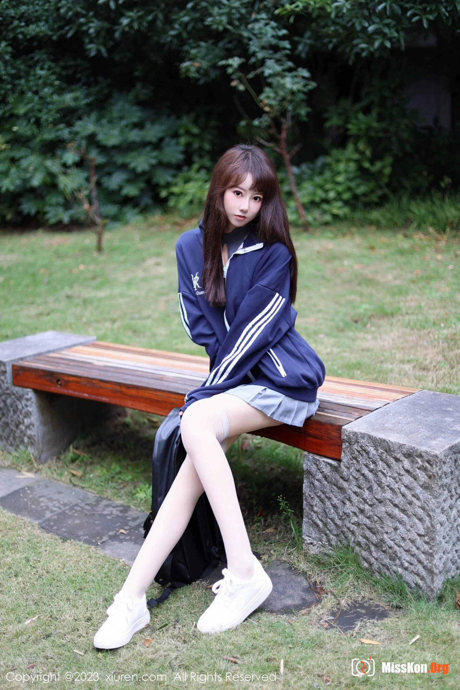 Korean school girl - Photo 5
