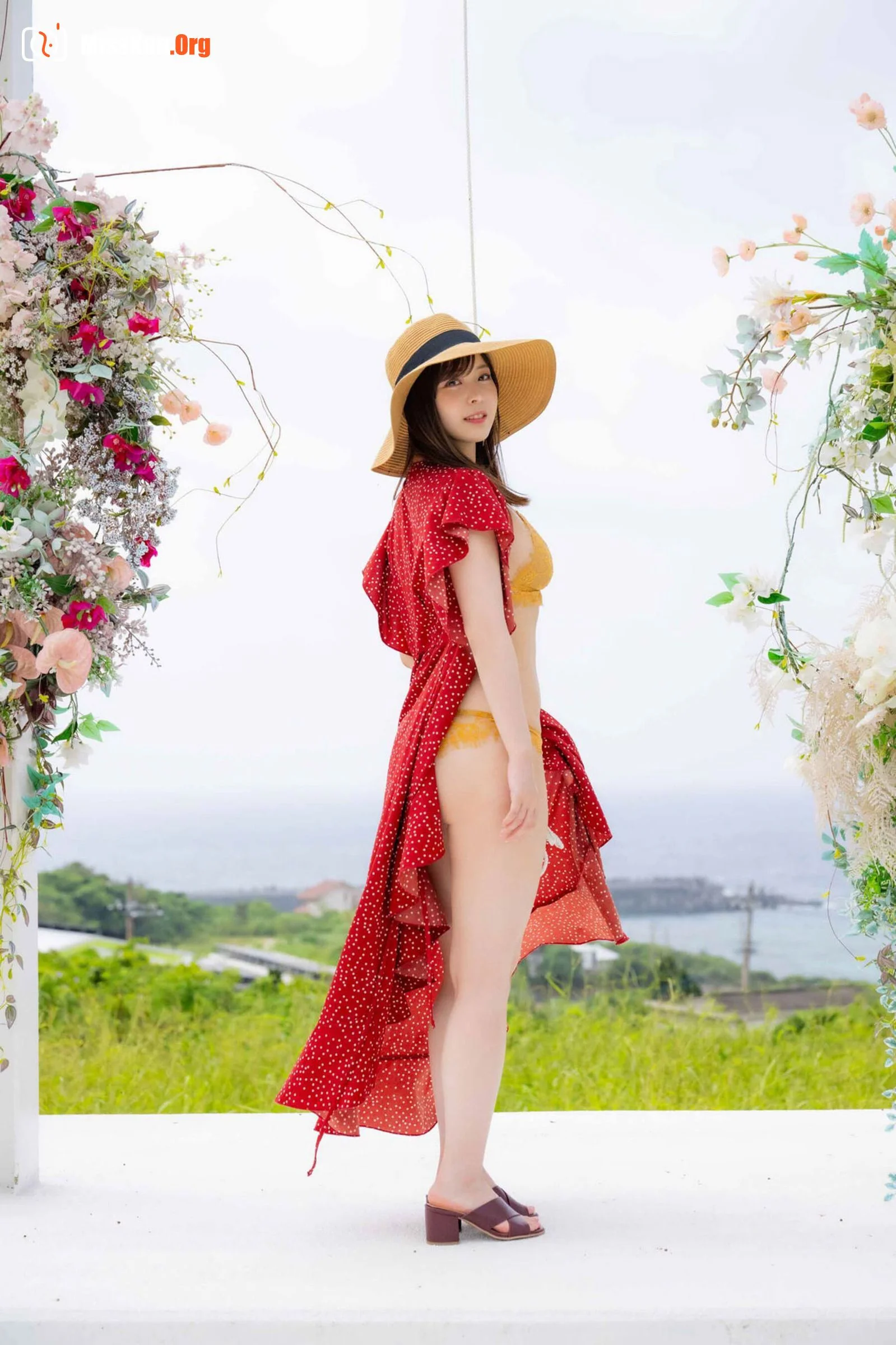 Kuno Hinano: Give me a hug? - Photo 9