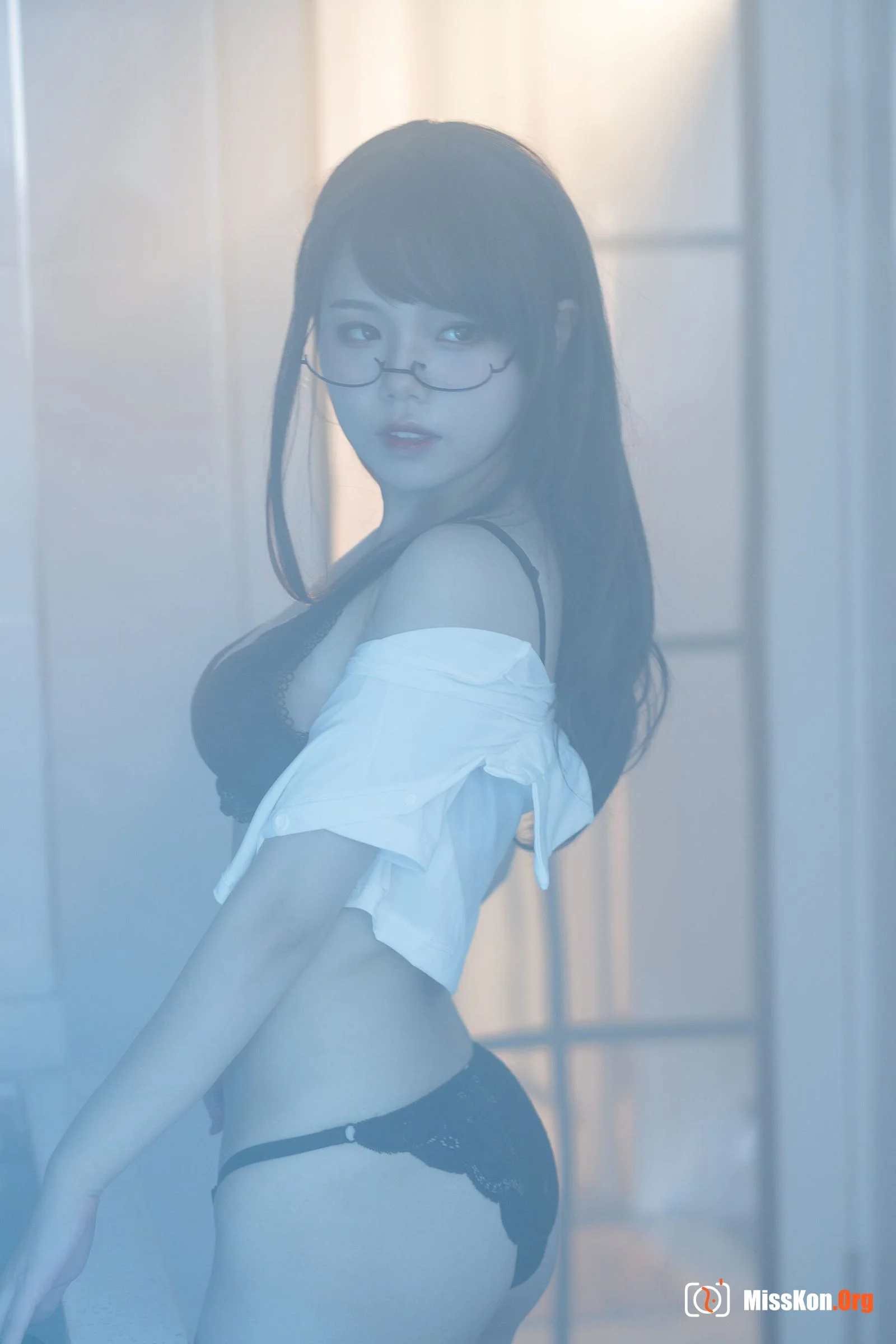 Kyouko July: Glasses Girl No. 1 - Photo 12
