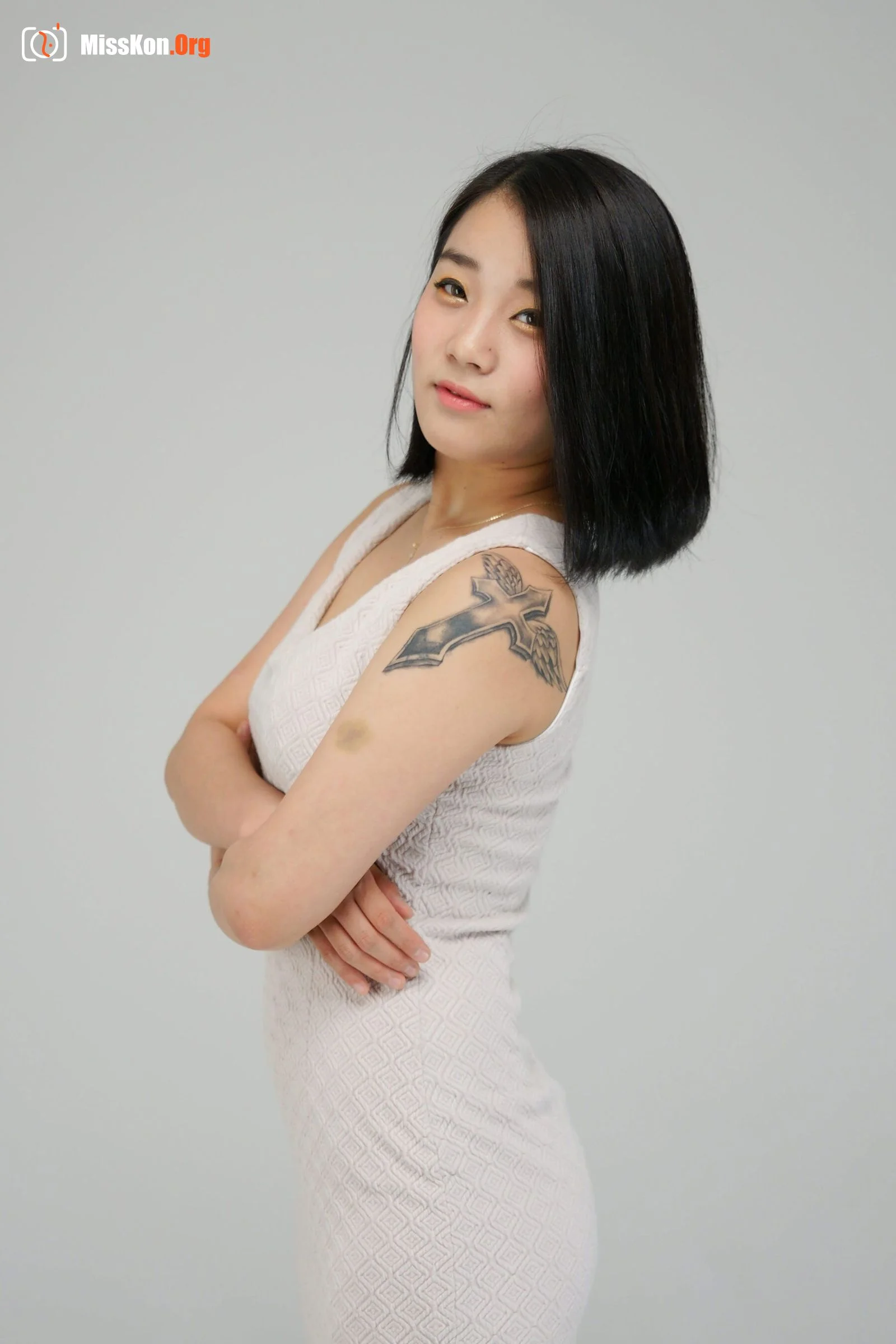 Large-scale leak of nude photos in Korean entertainment industry P24 - Photo 6