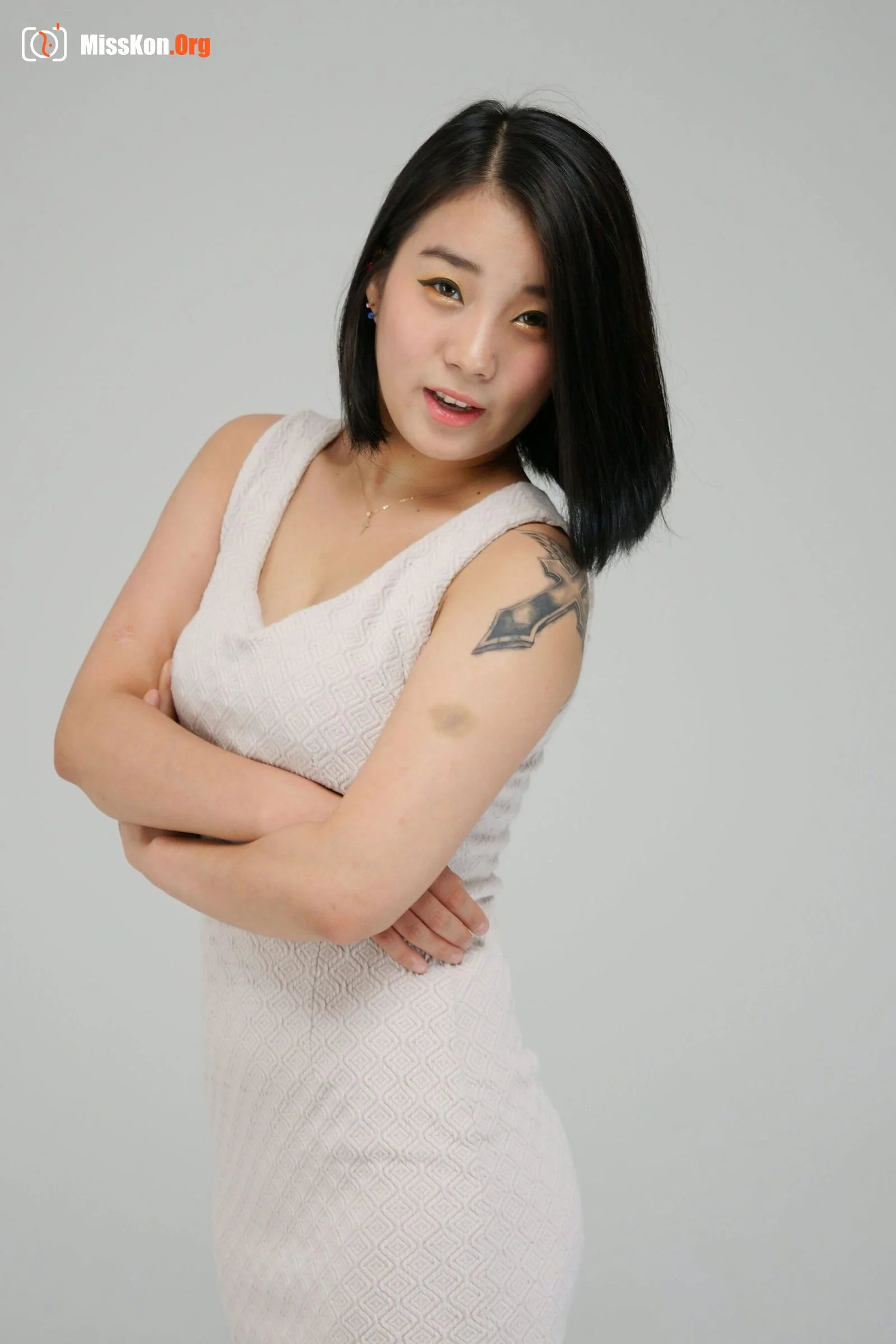 Large-scale leak of nude photos in Korean entertainment industry P24 - Photo 7