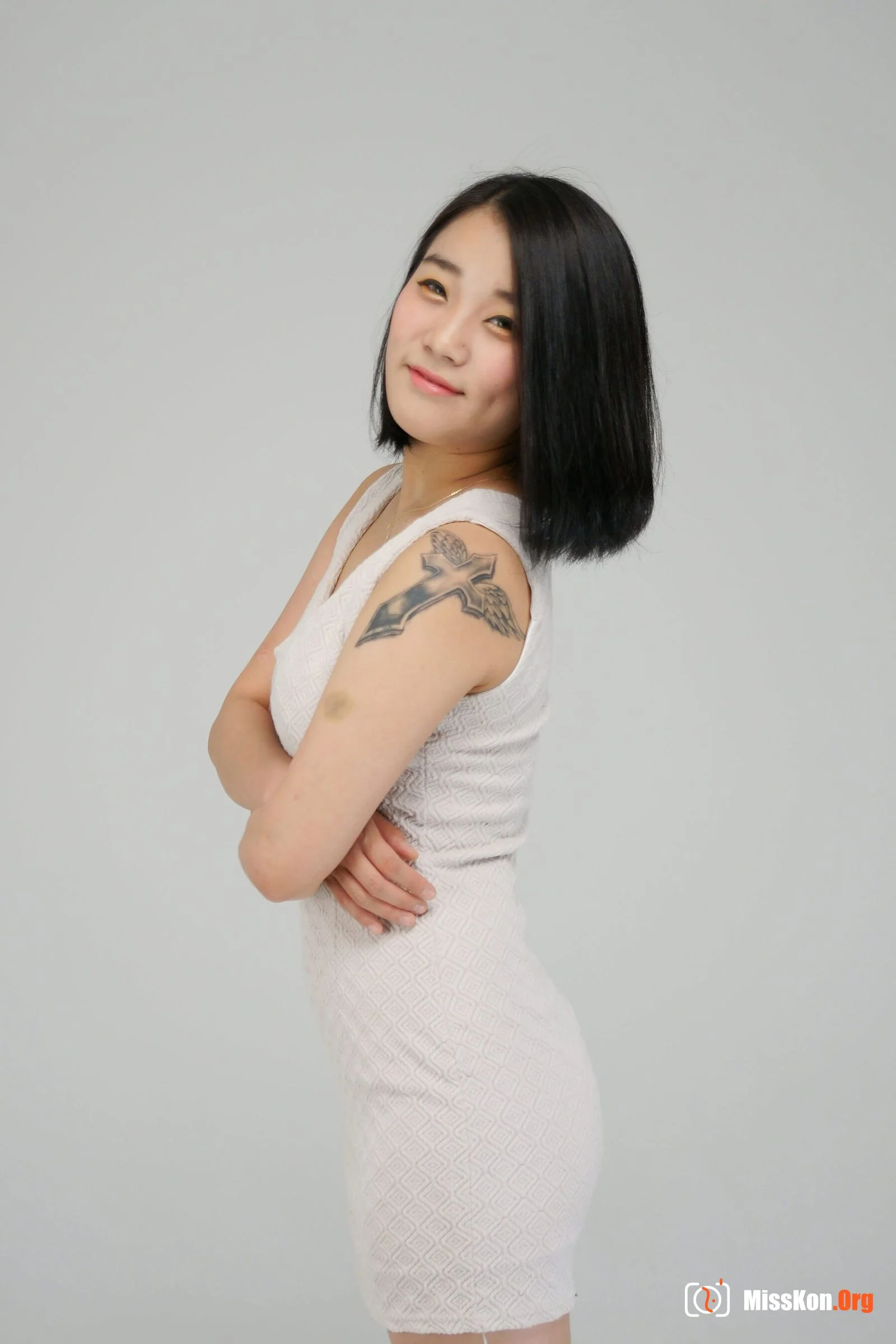 Large-scale leak of nude photos in Korean entertainment industry P24 - Photo 9