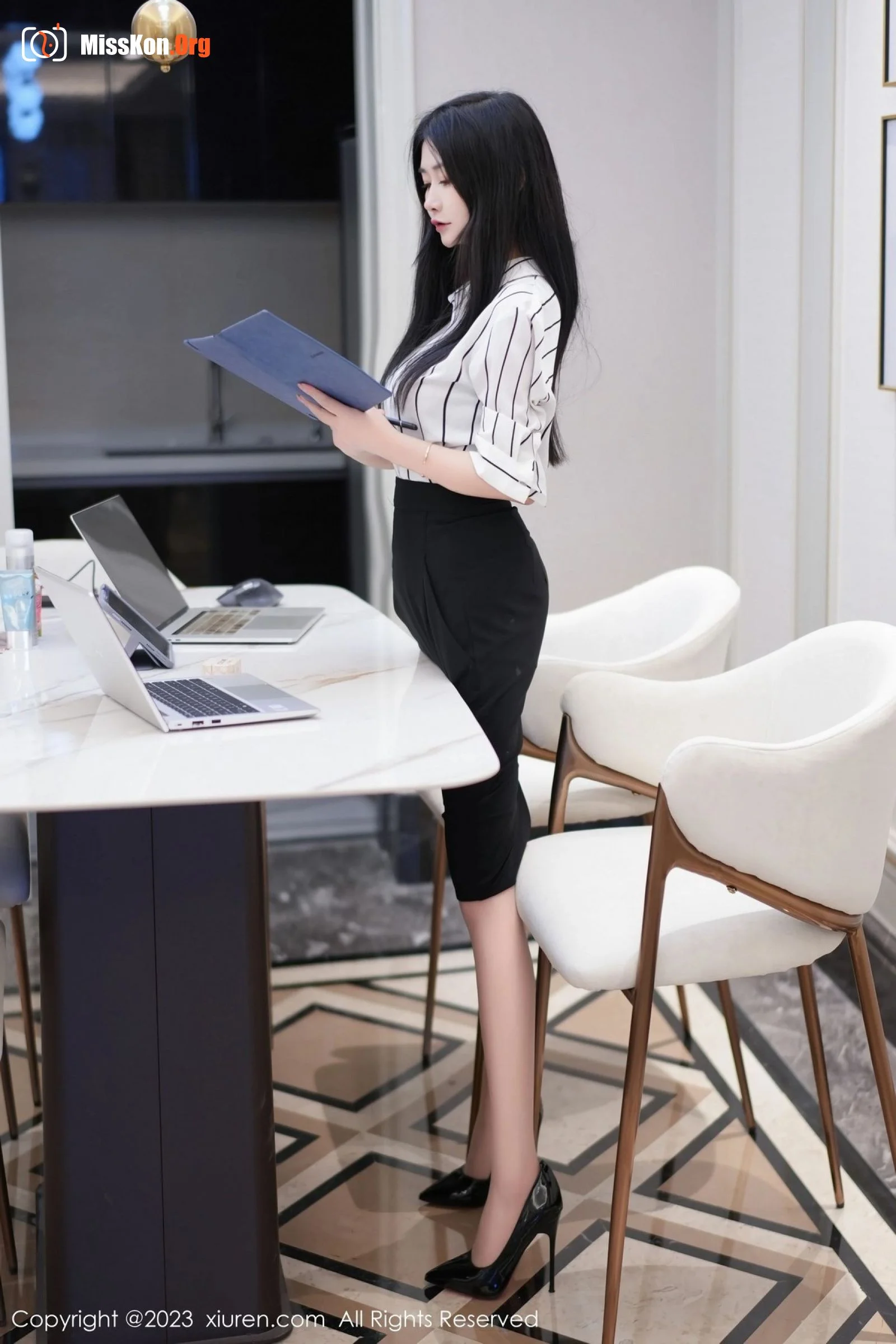Laura ajiao - Photo 2