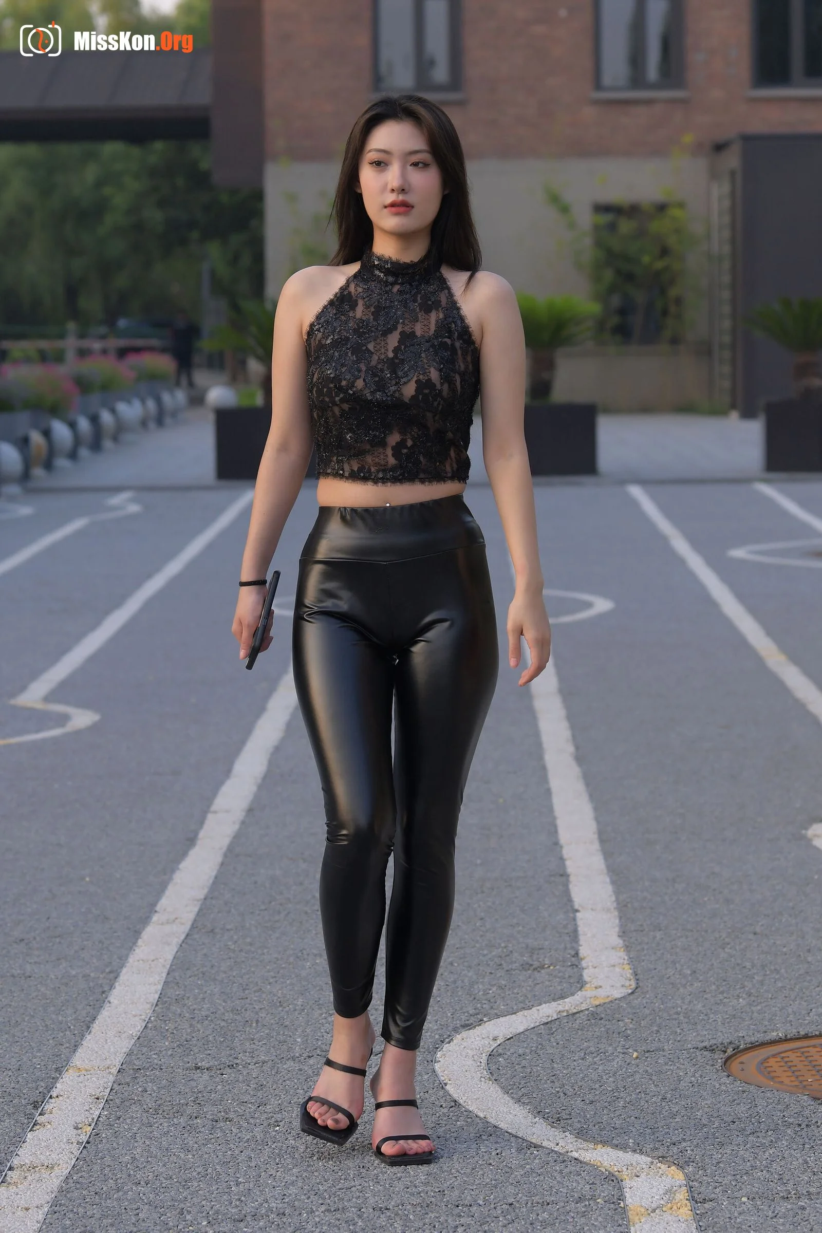 Leather pants · Morning light (Magic Mirror Street Photography: A moose) - Photo 6