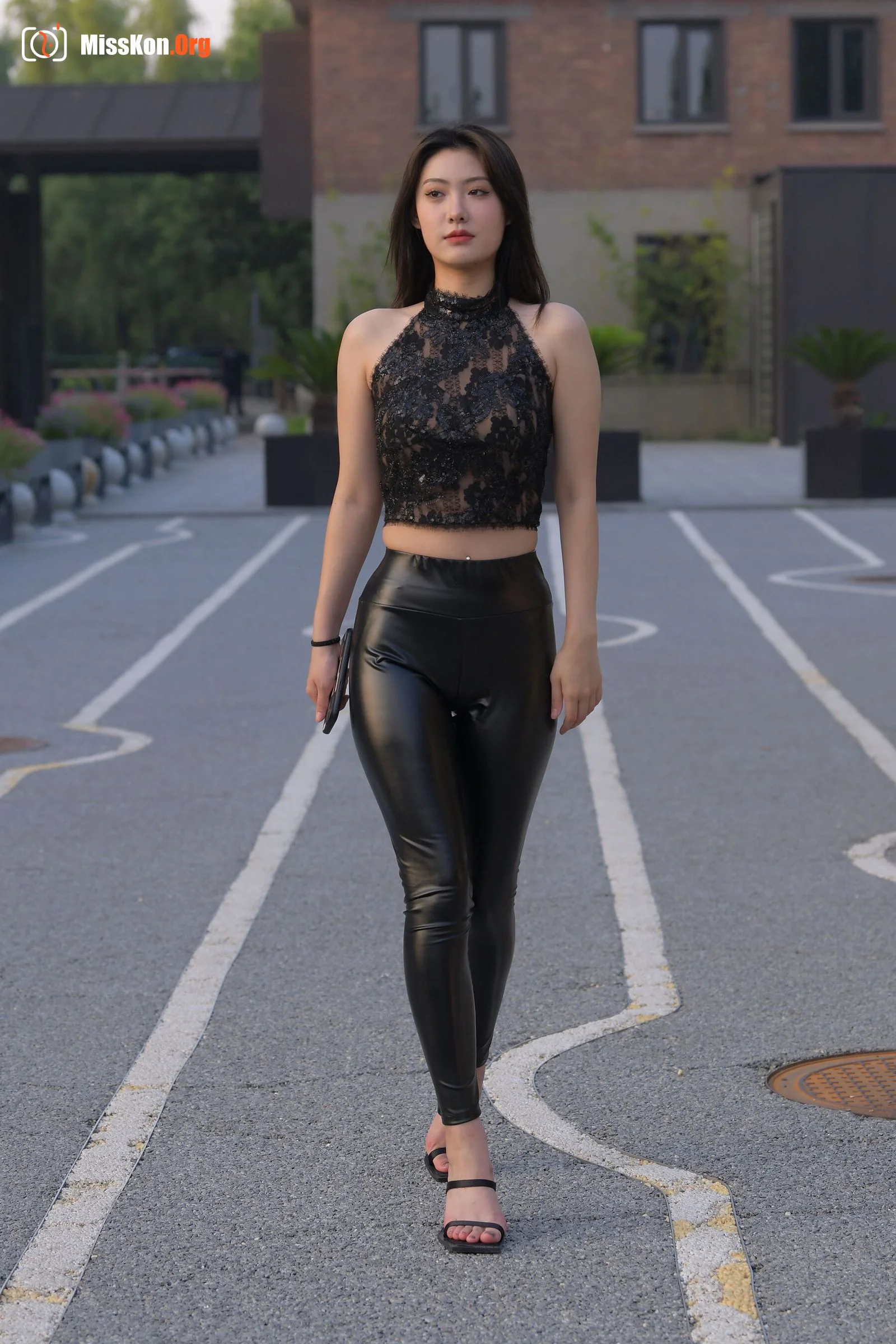 Leather pants · Morning light (Magic Mirror Street Photography: A moose) - Photo 8