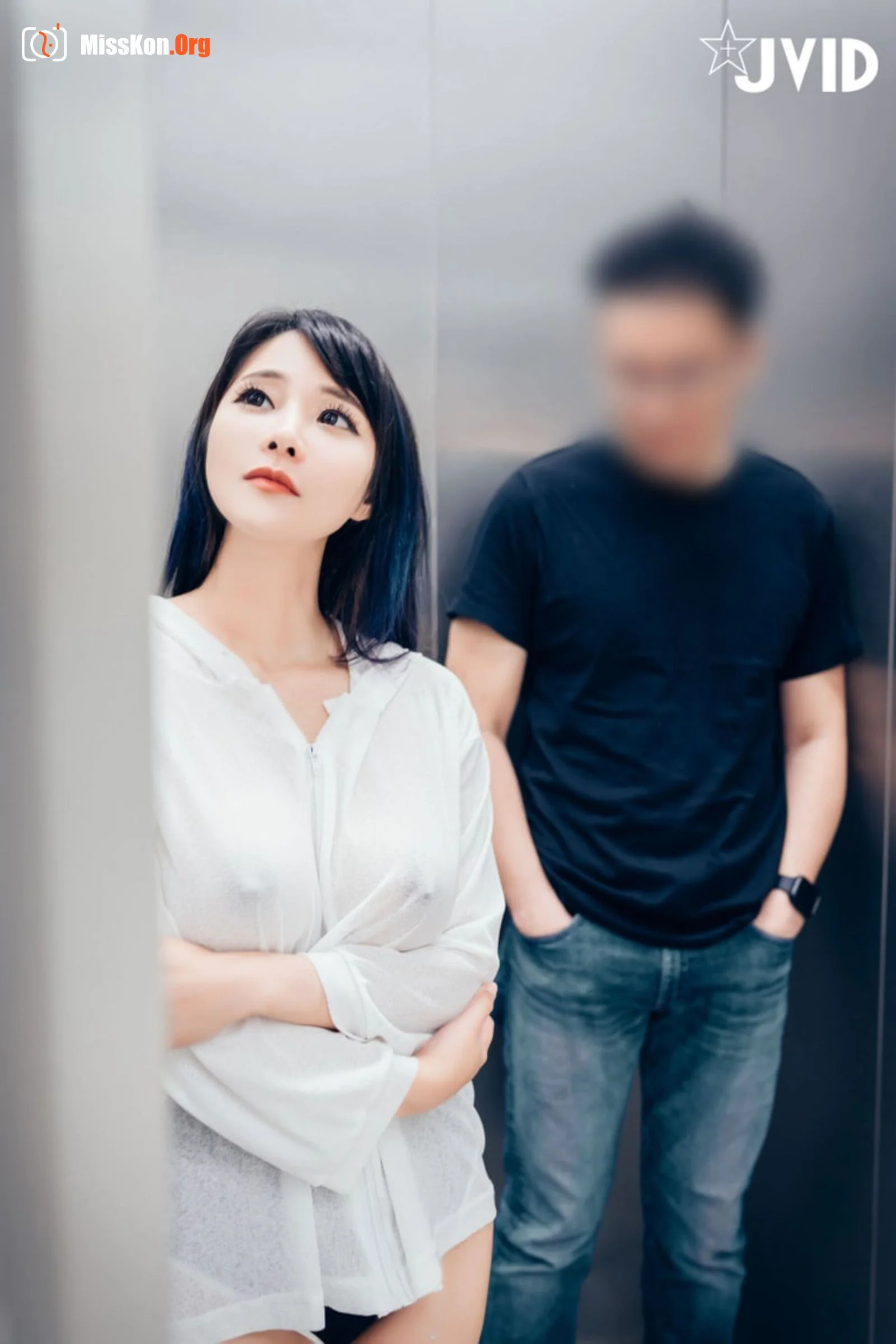 Lele (Jvid): Elevator emergency stop climax - Photo 27