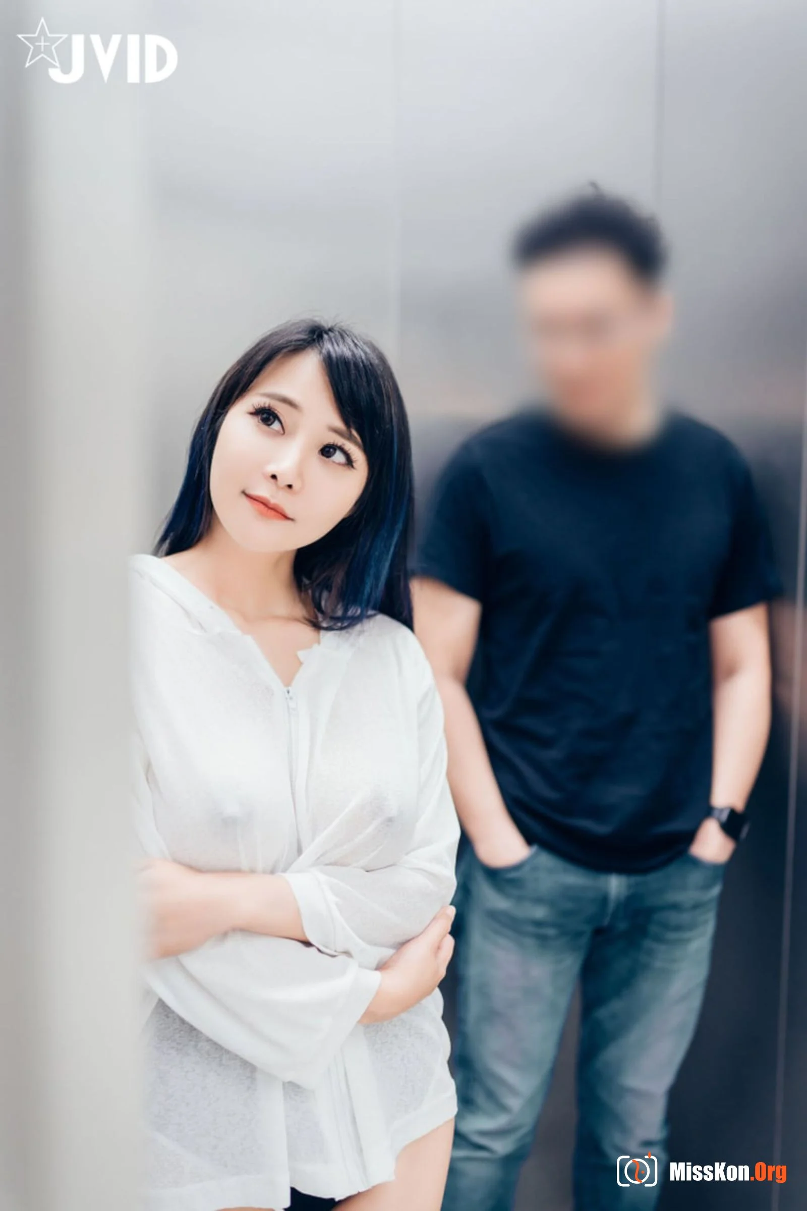 Lele (Jvid): Elevator emergency stop climax - Photo 29