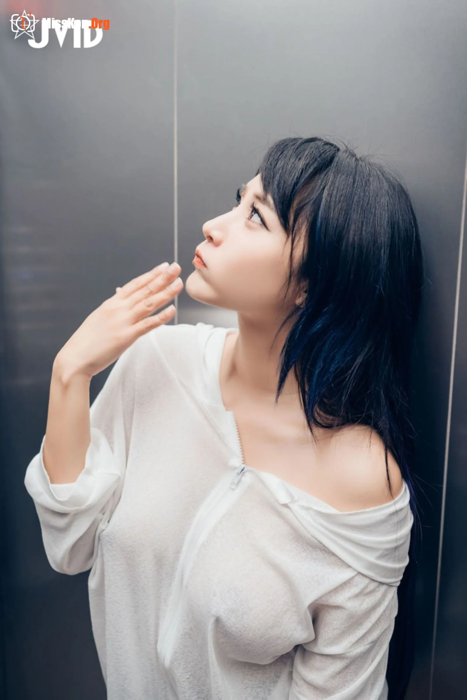 Lele (Jvid): Elevator emergency stop climax - Photo 40