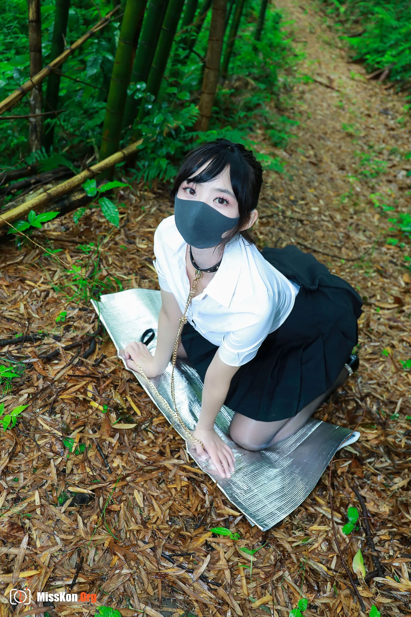 Li Jia: Black pleated skirt forest - Photo 17