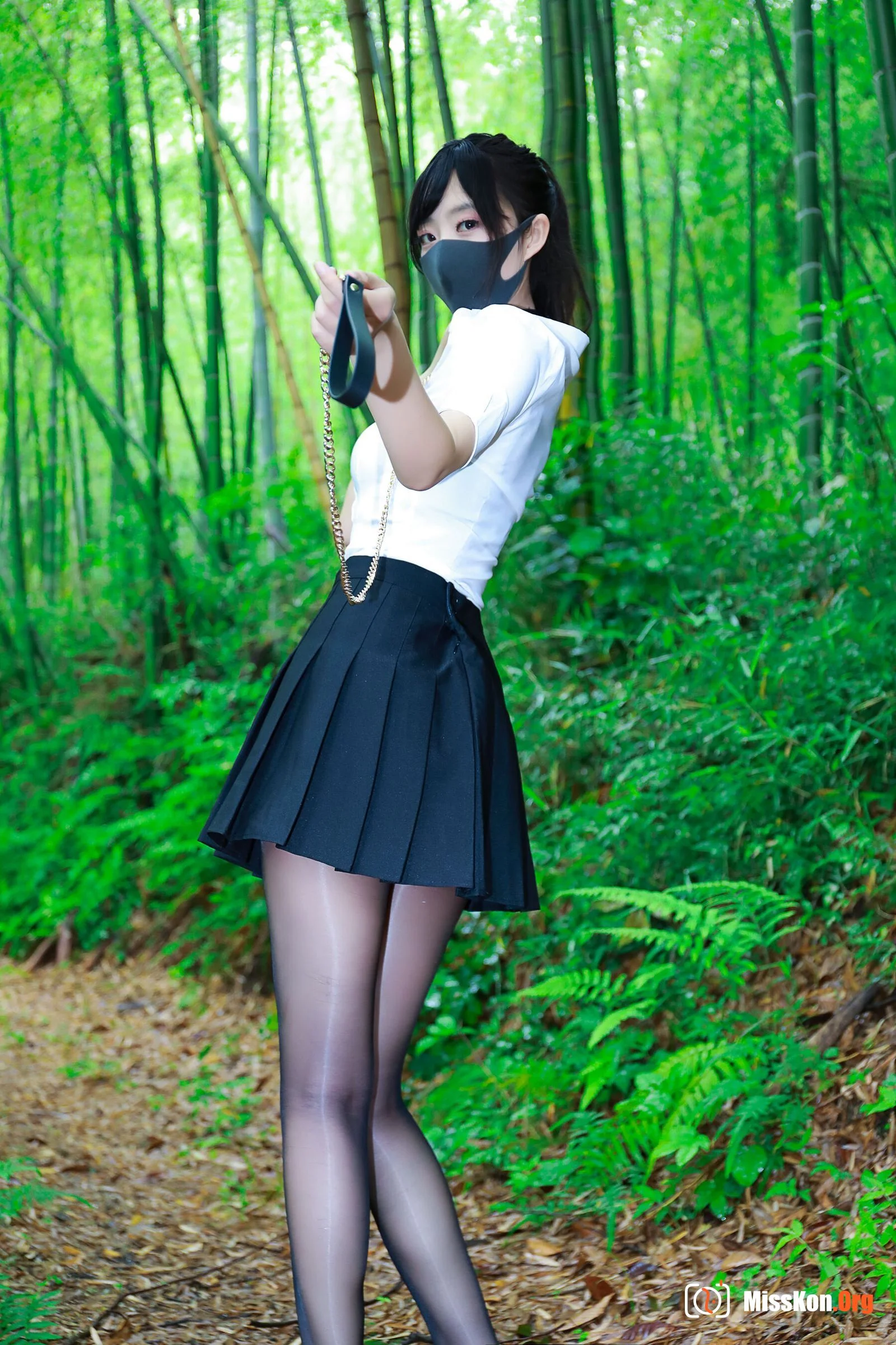 Li Jia: Black pleated skirt forest - Photo 8