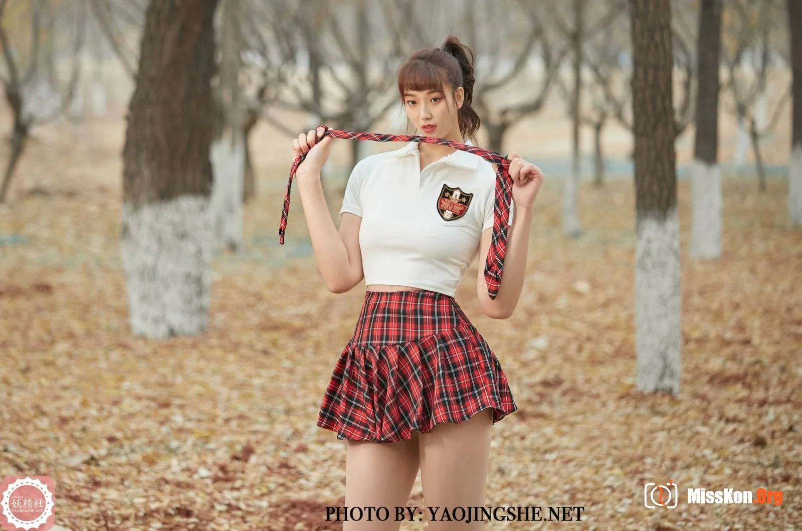 Li Jiaer: Holiday (T2125) - Photo 15