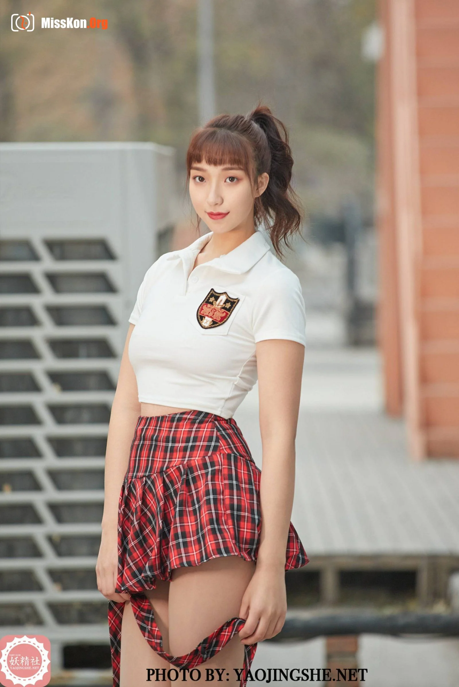 Li Jiaer: Holiday (T2125) - Photo 17