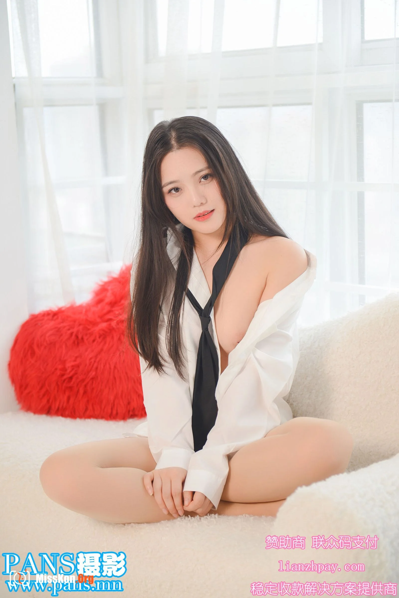 Li Mo - Photo 26