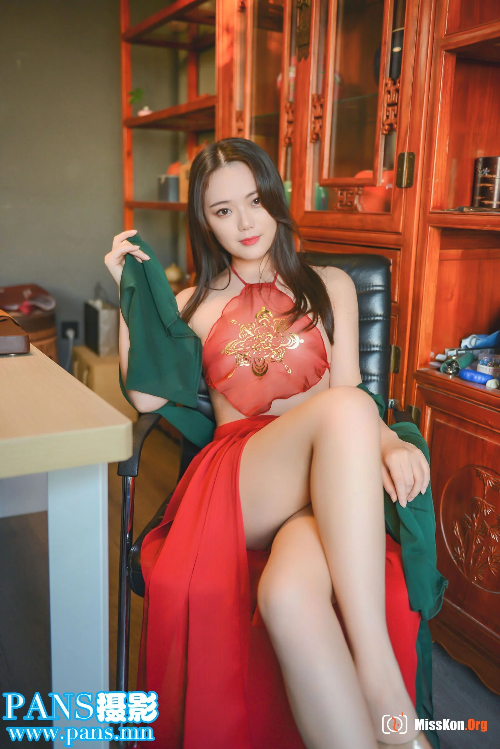 Li Mo - Photo 3