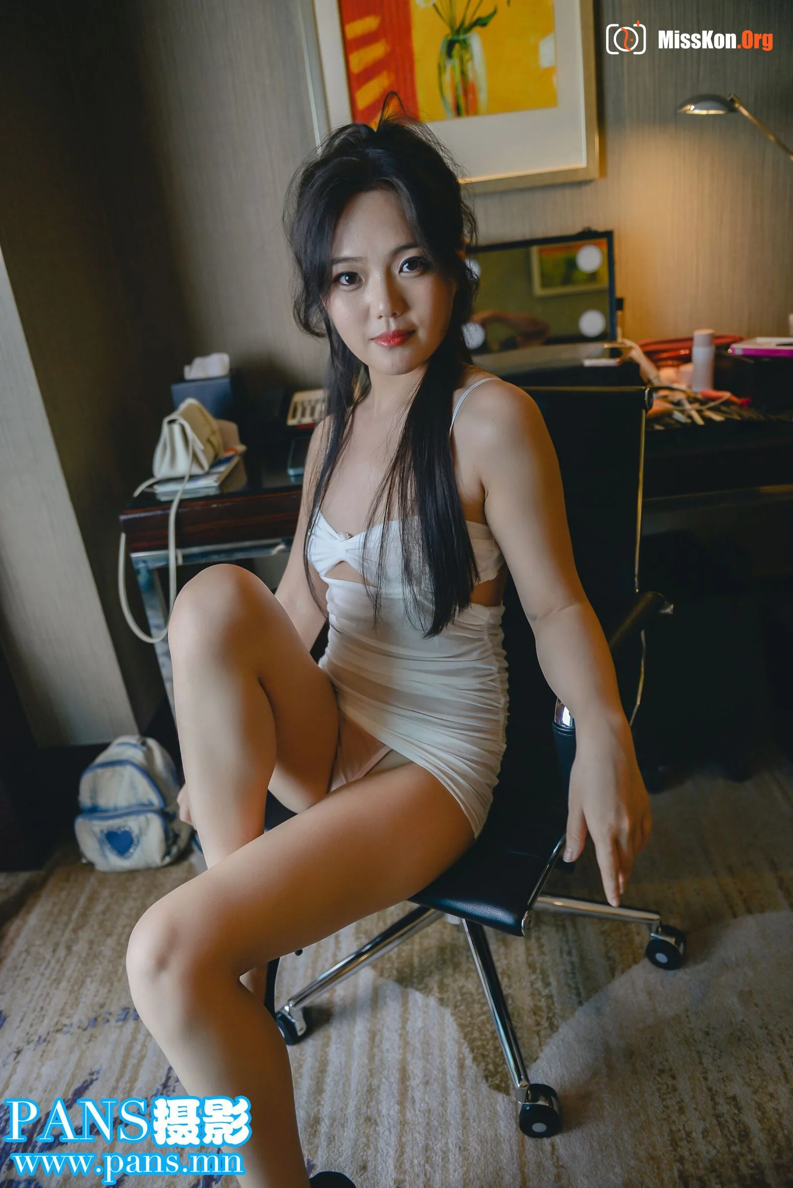 Li Mo - Photo 20