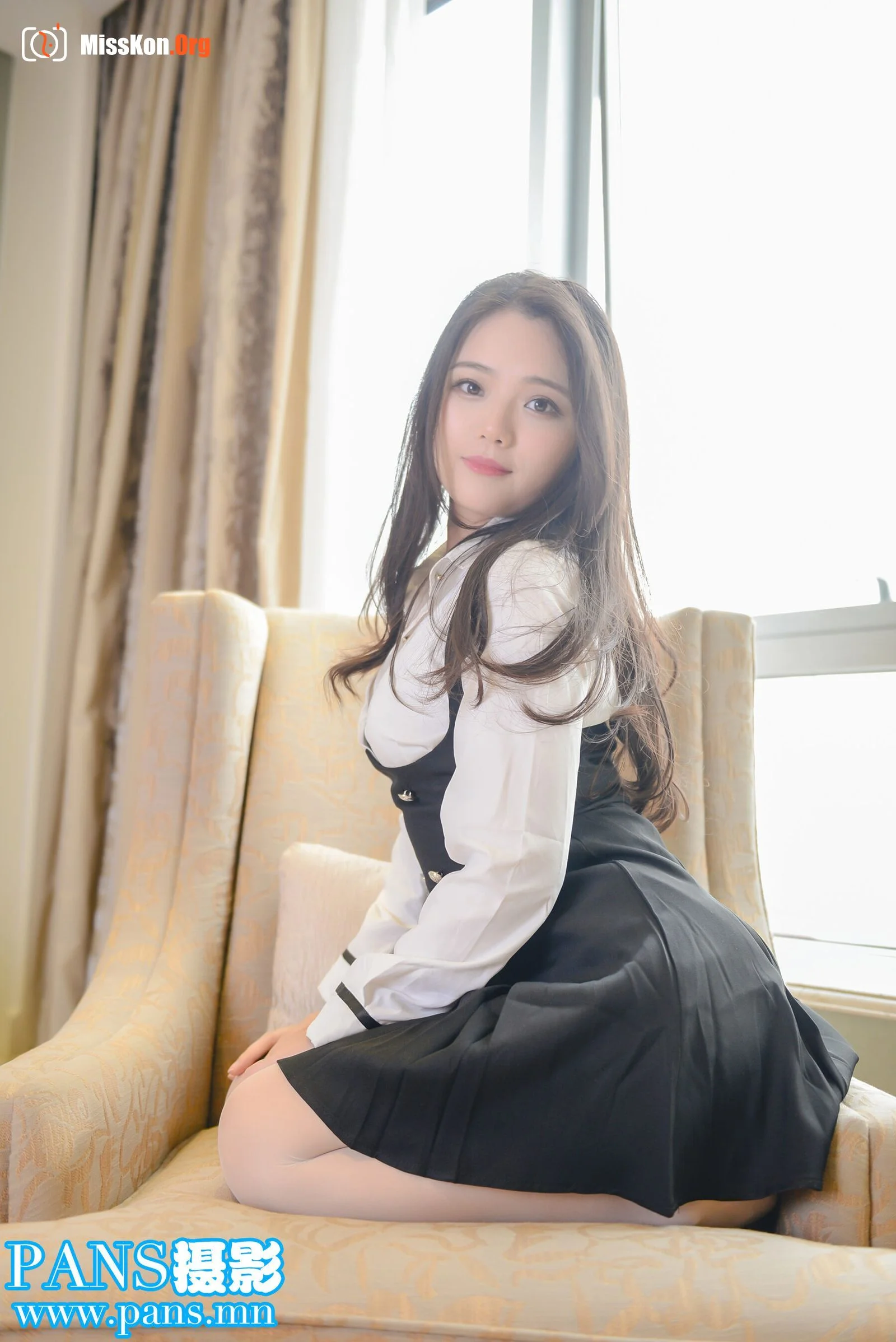 Li Mo - Photo 3