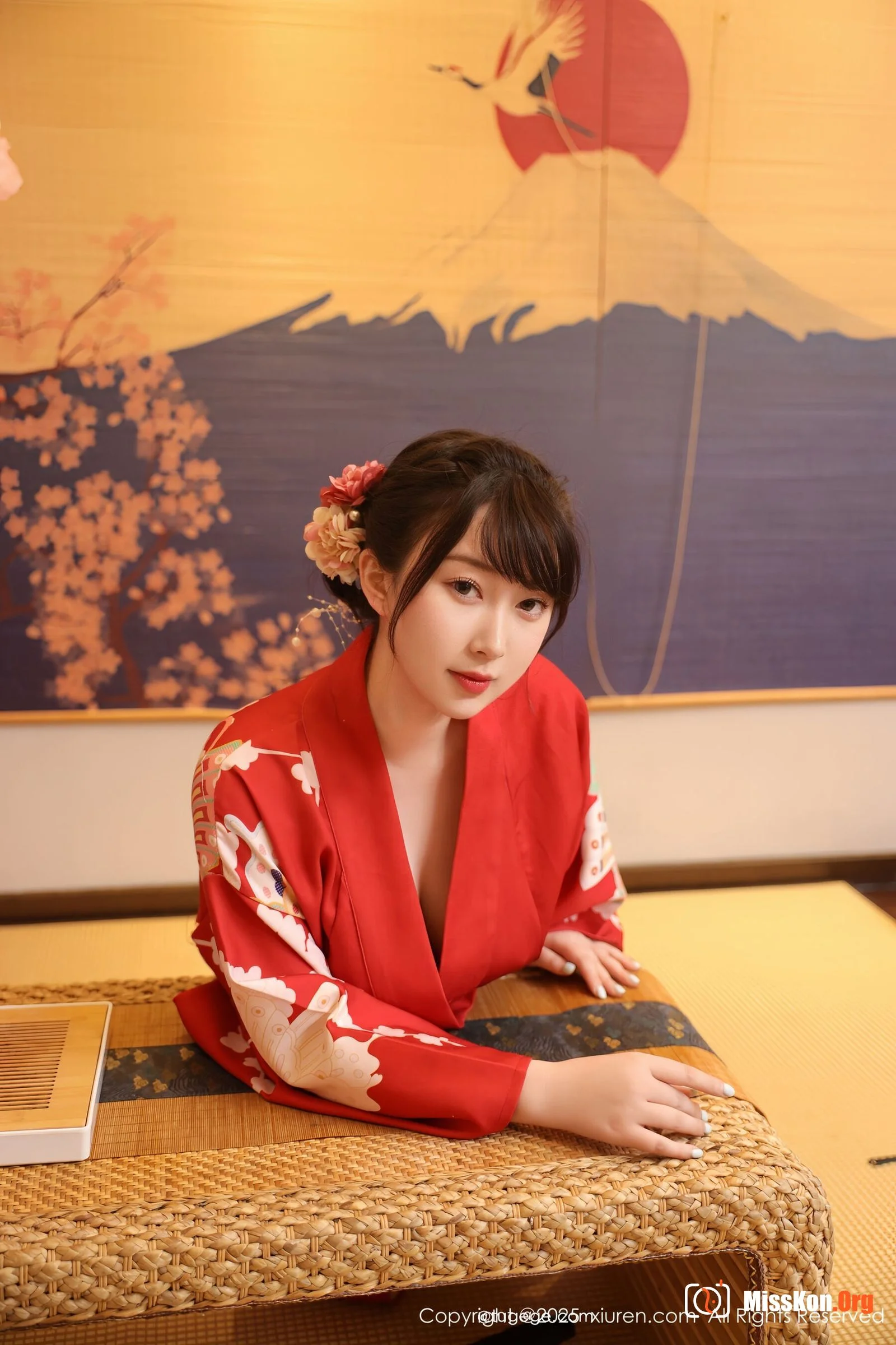 Li Qinenlrene - Photo 12