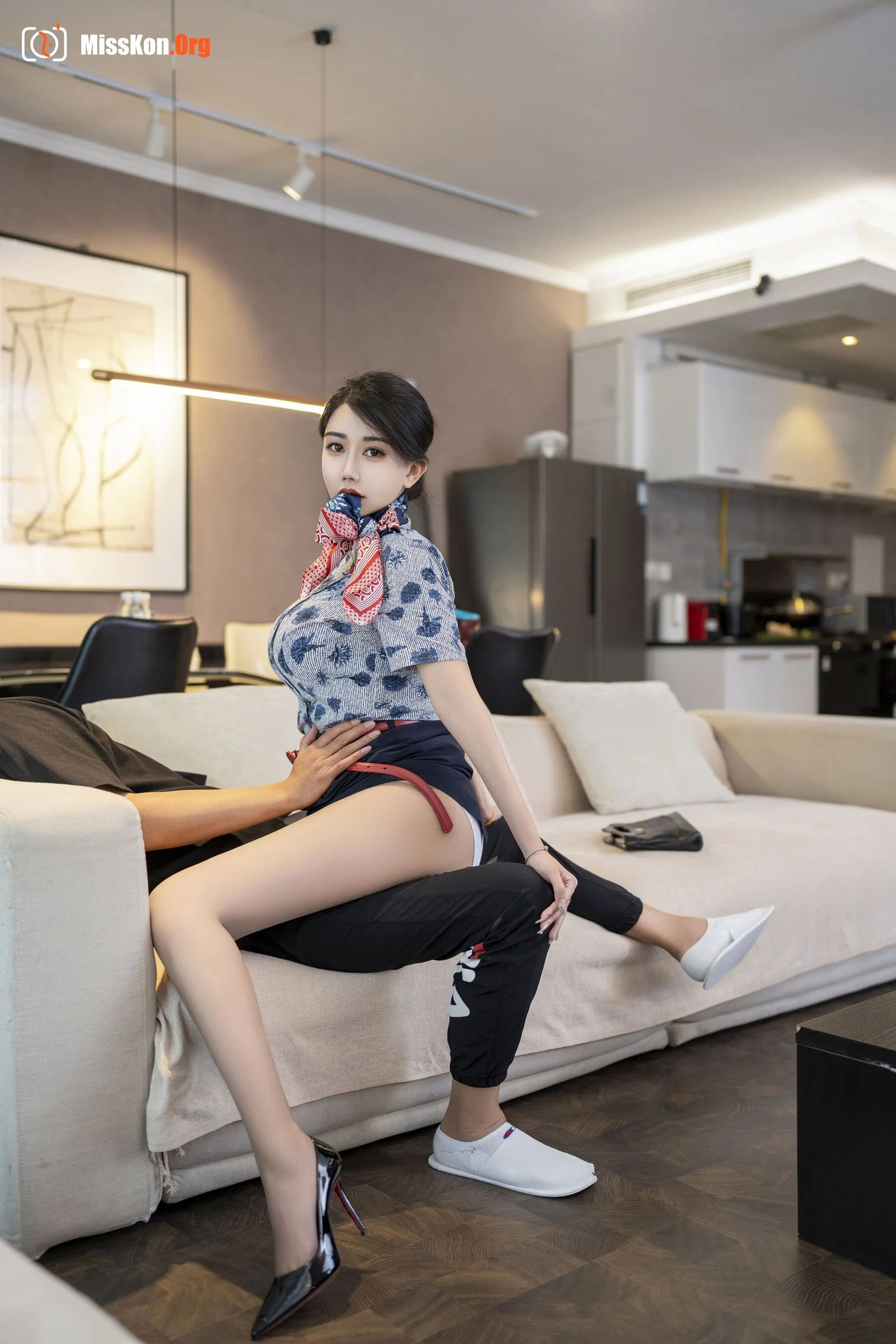 Li Ruoxi: Private purchase outflow - Photo 16
