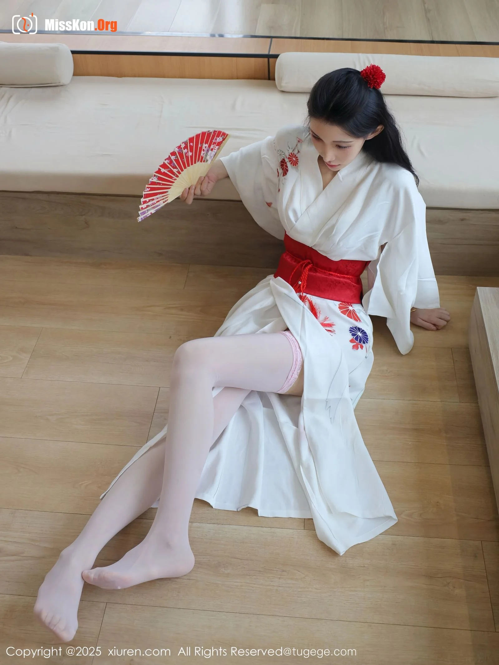 Li Shuanger - Photo 13