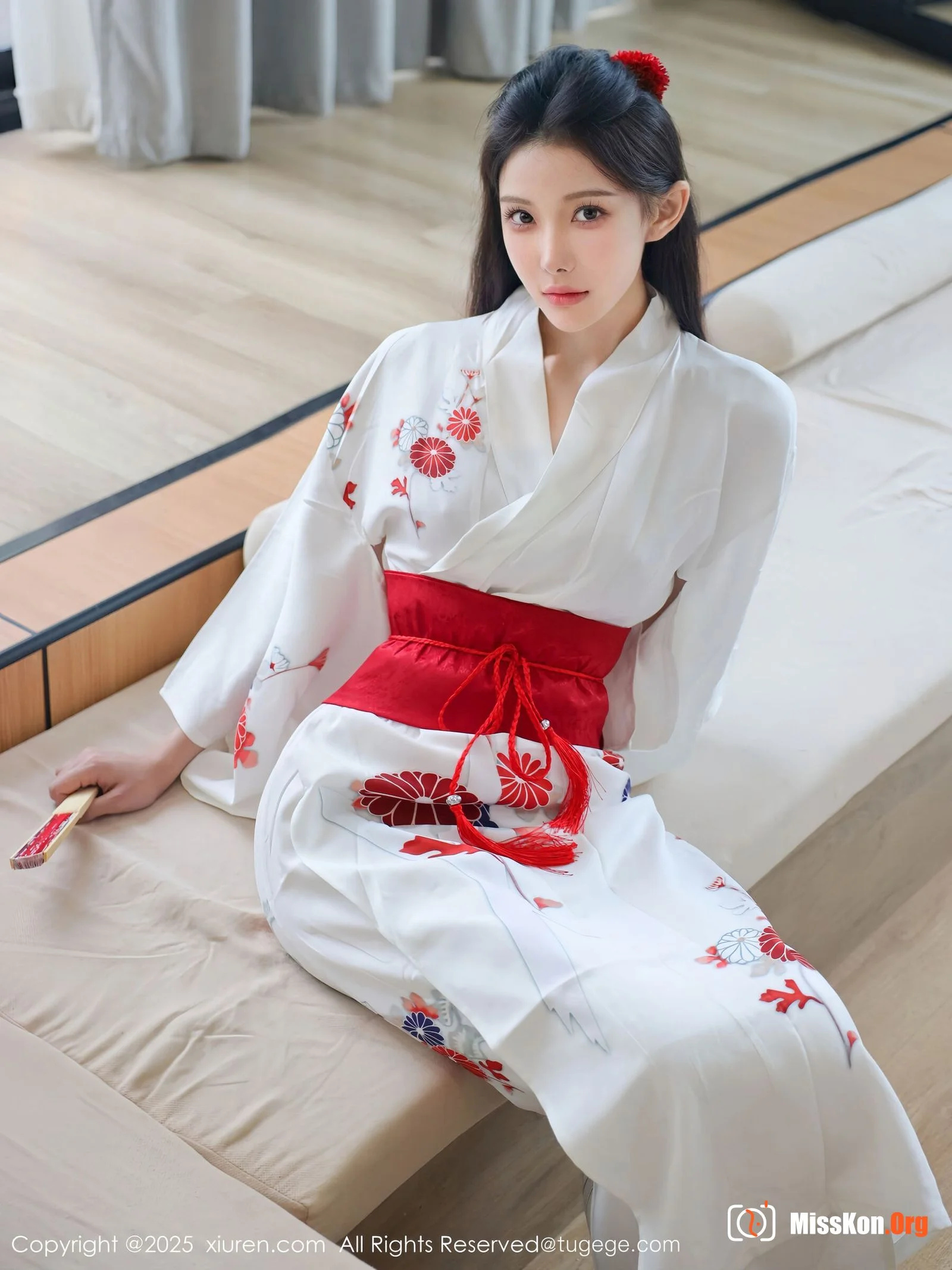 Li Shuanger - Photo 3