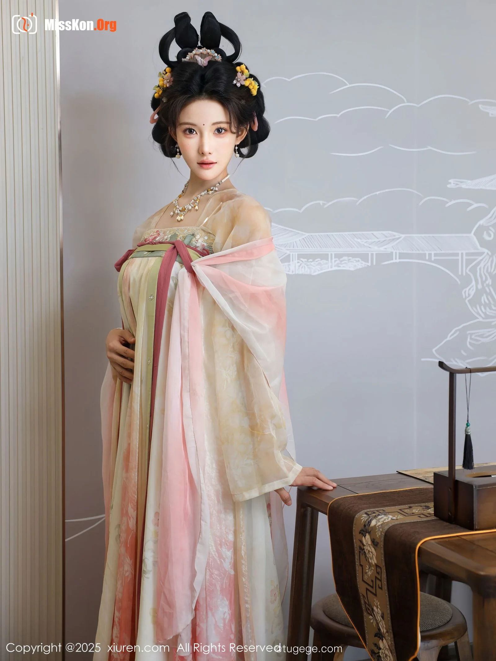 Li Shuanger - Photo 17