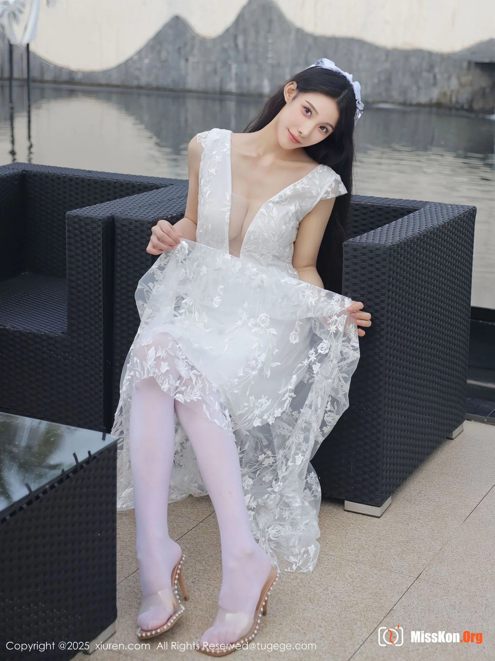 Li Shuanger - Photo 25