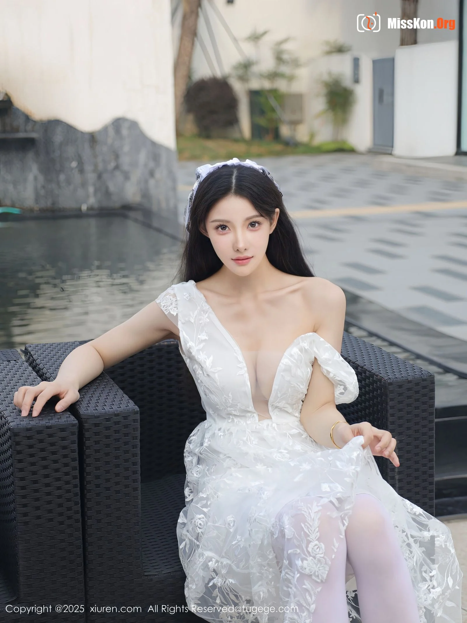 Li Shuanger - Photo 27