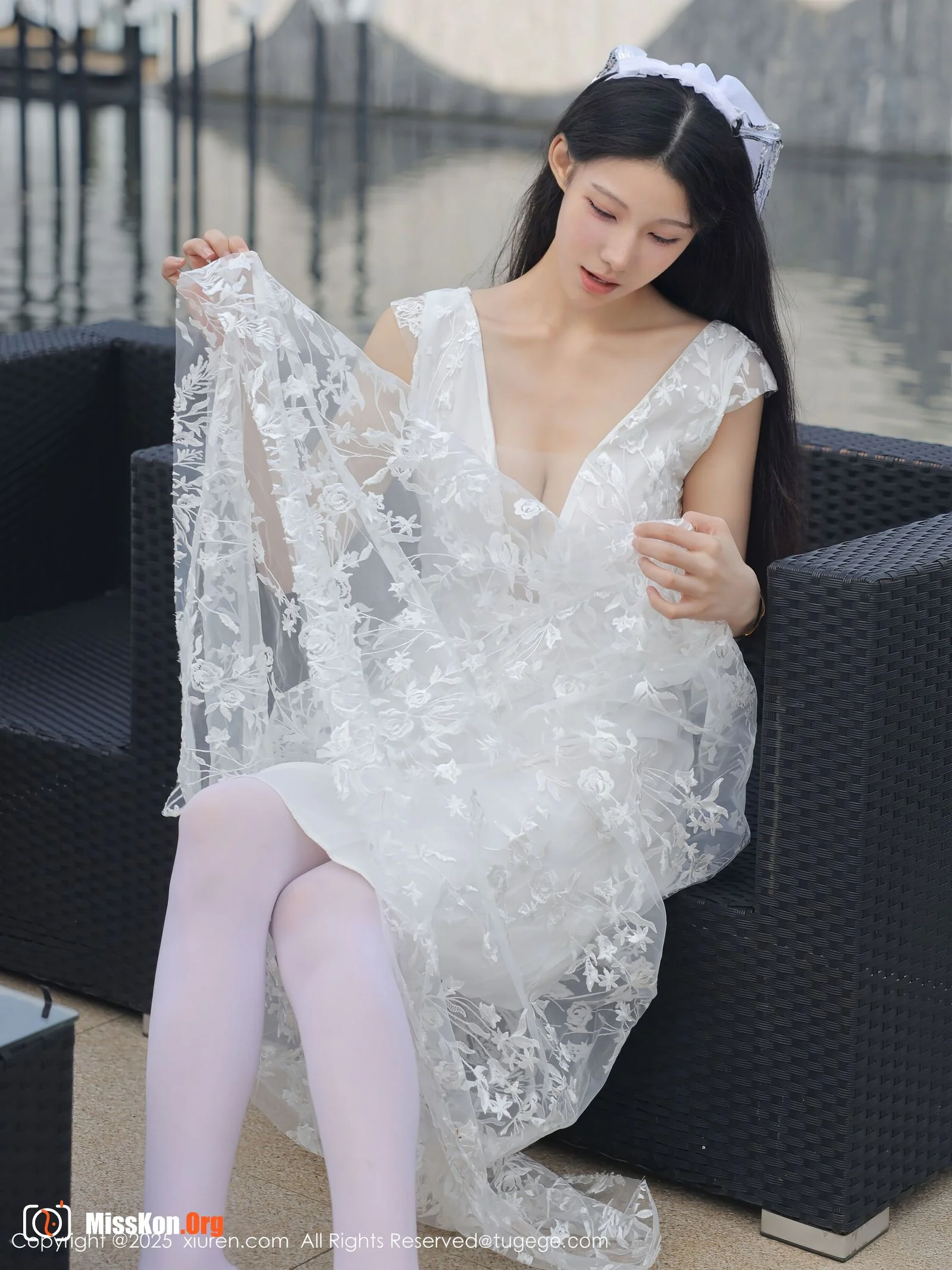 Li Shuanger - Photo 30