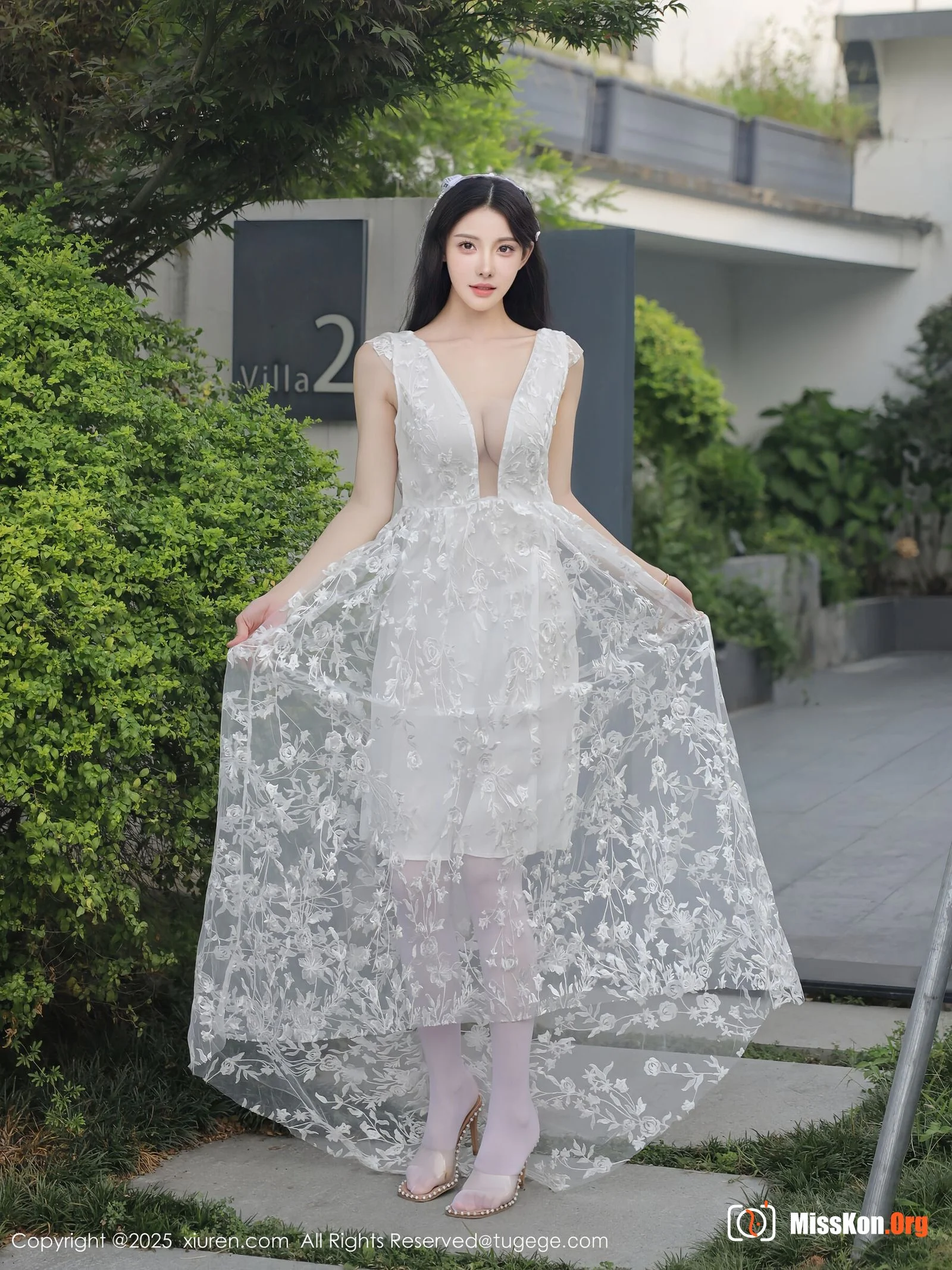 Li Shuanger - Photo 34