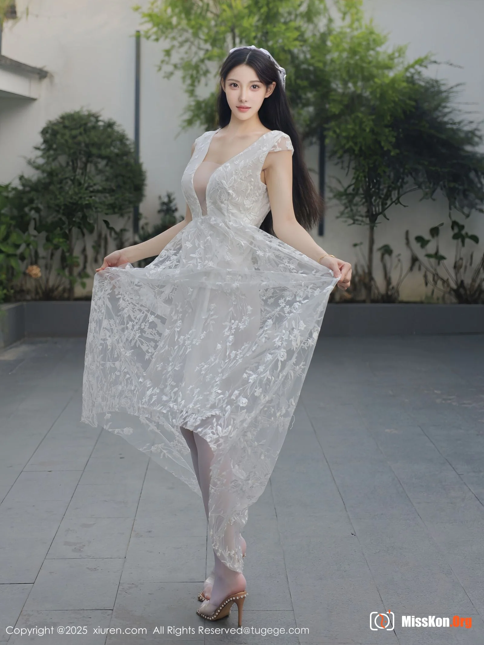 Li Shuanger - Photo 46