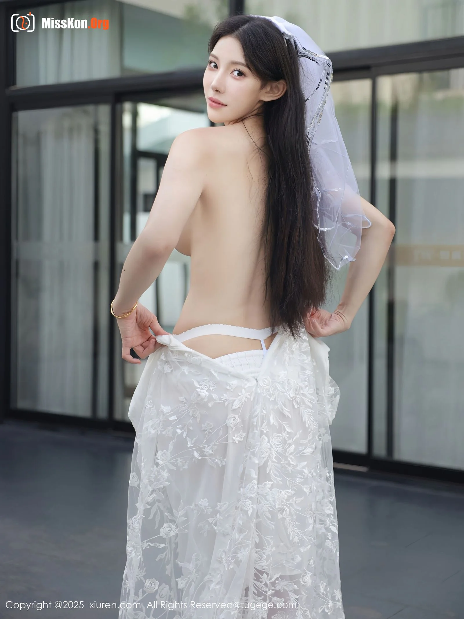 Li Shuanger - Photo 66