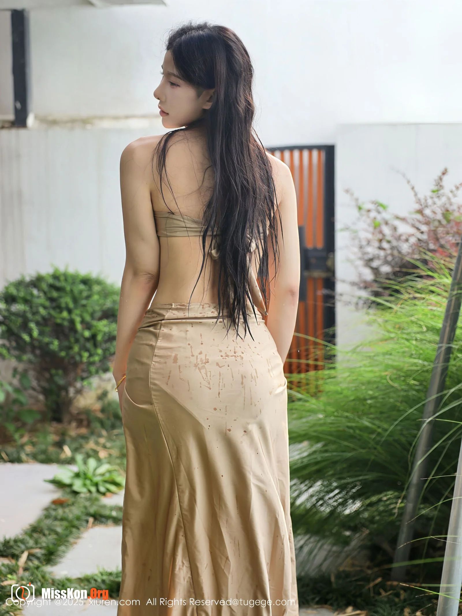 Li Shuanger - Photo 10