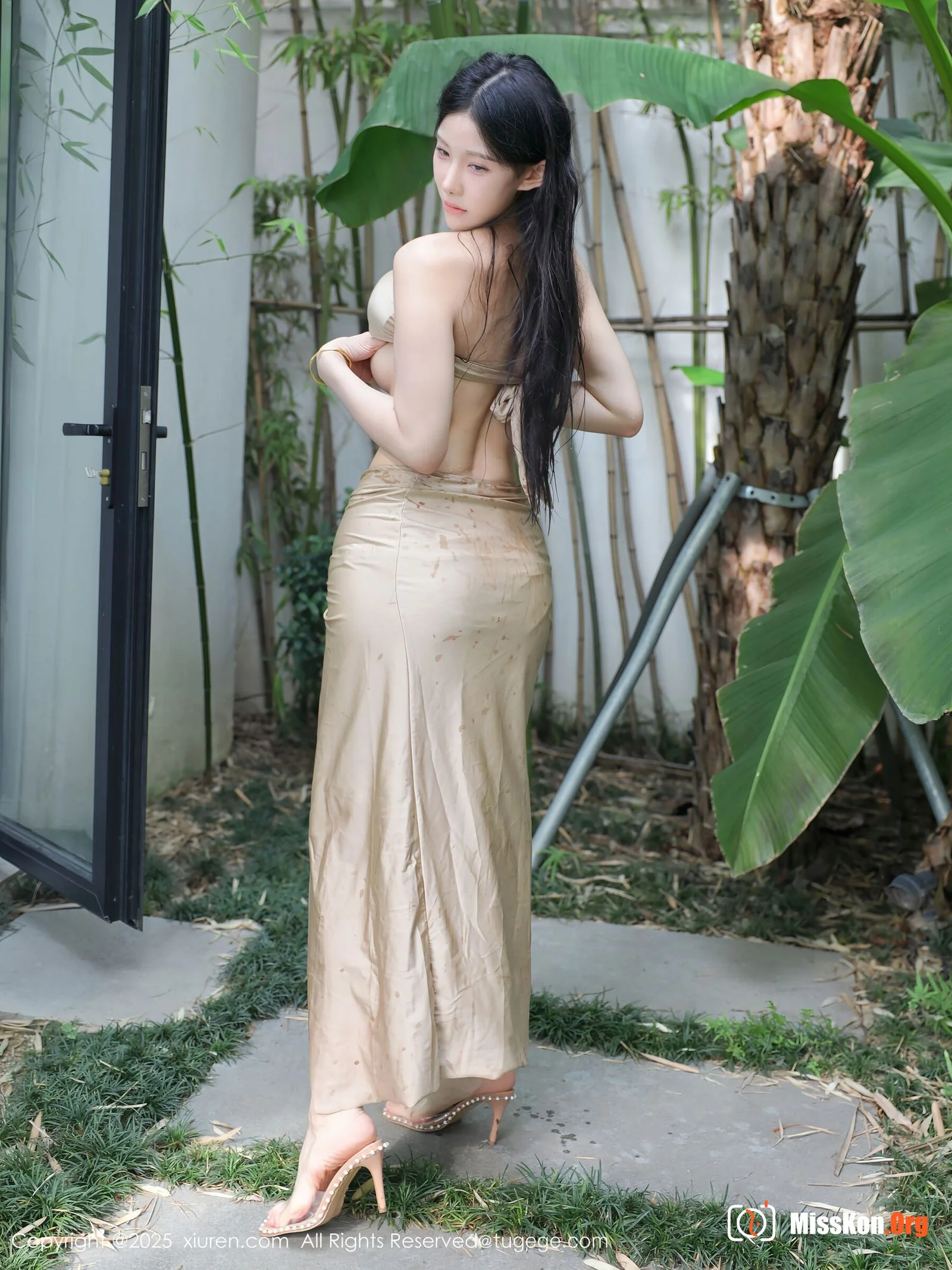 Li Shuanger - Photo 33
