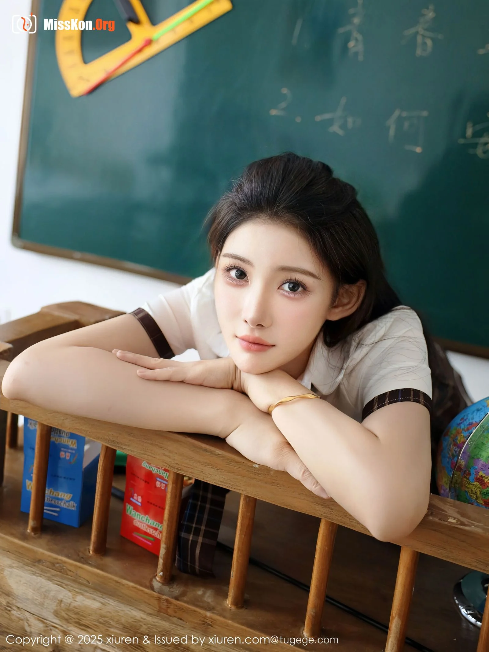 Li Shuanger - Photo 48