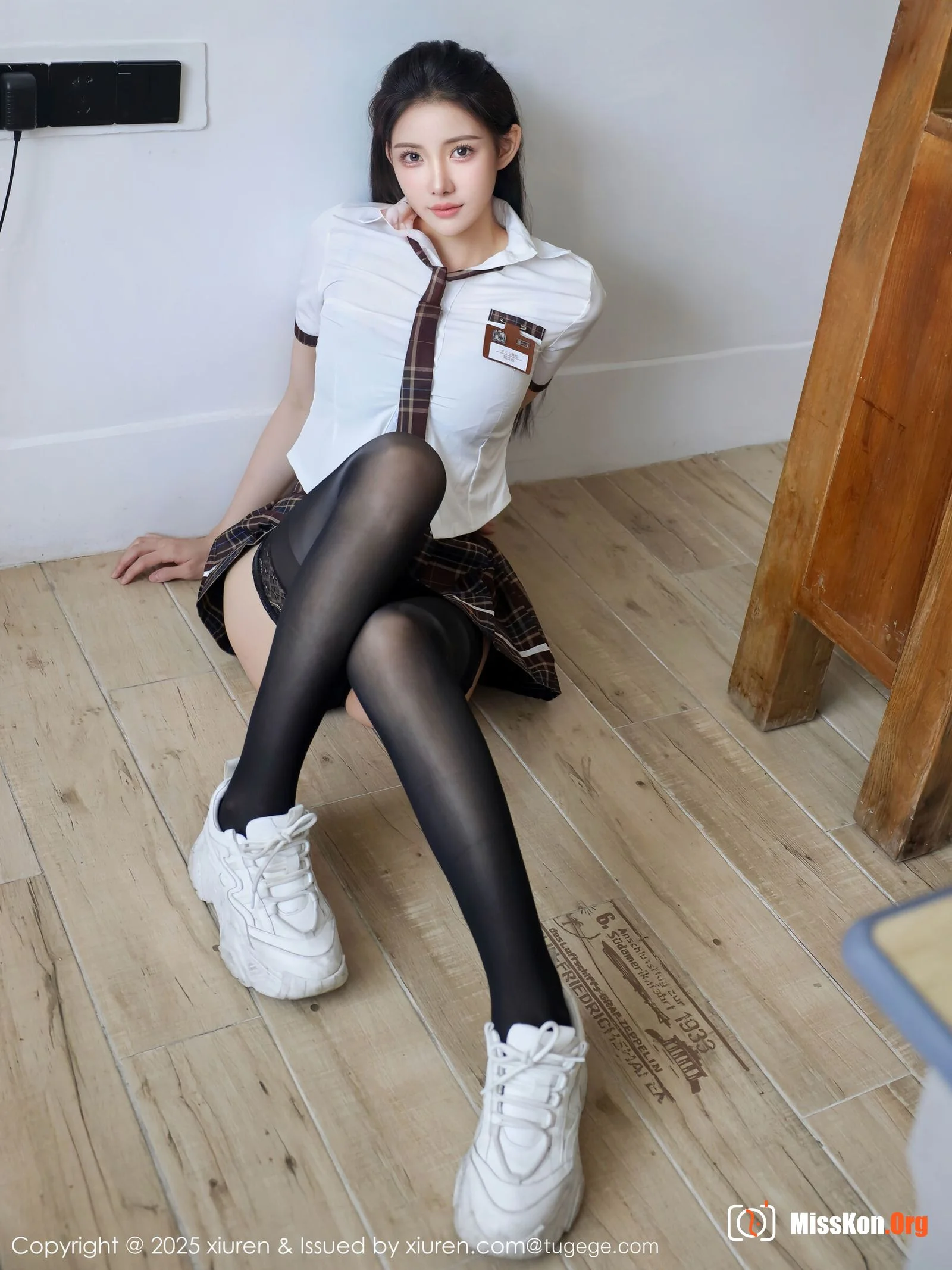Li Shuanger - Photo 50