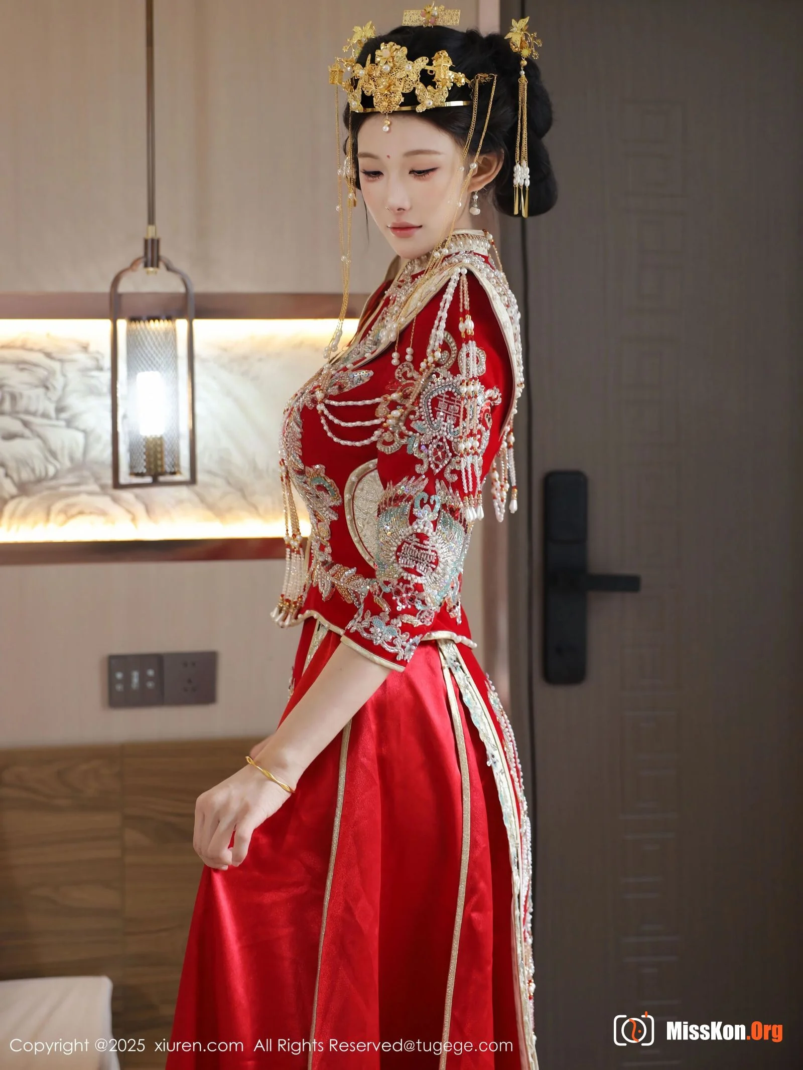 Li Shuanger - Photo 12