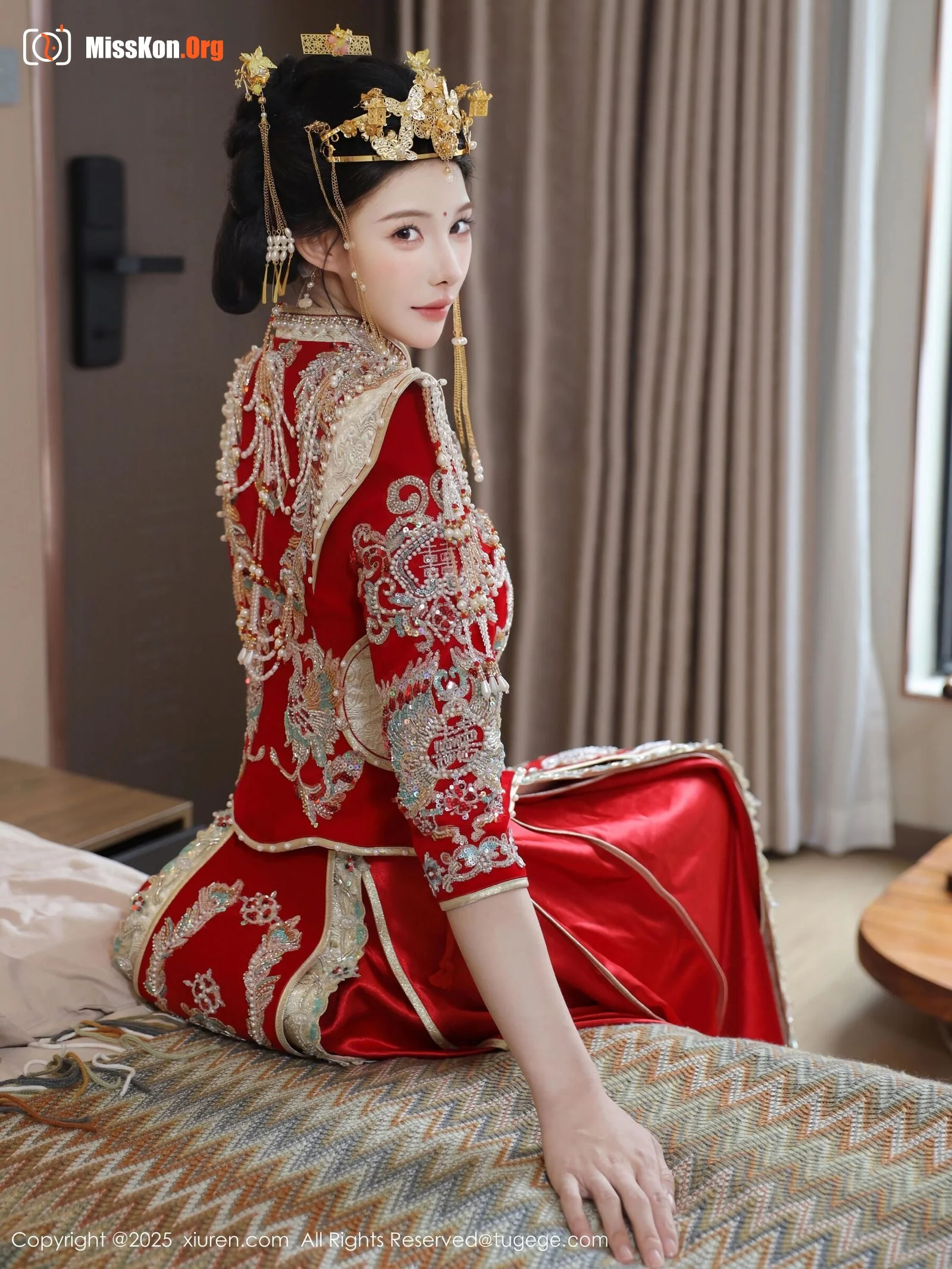Li Shuanger - Photo 15