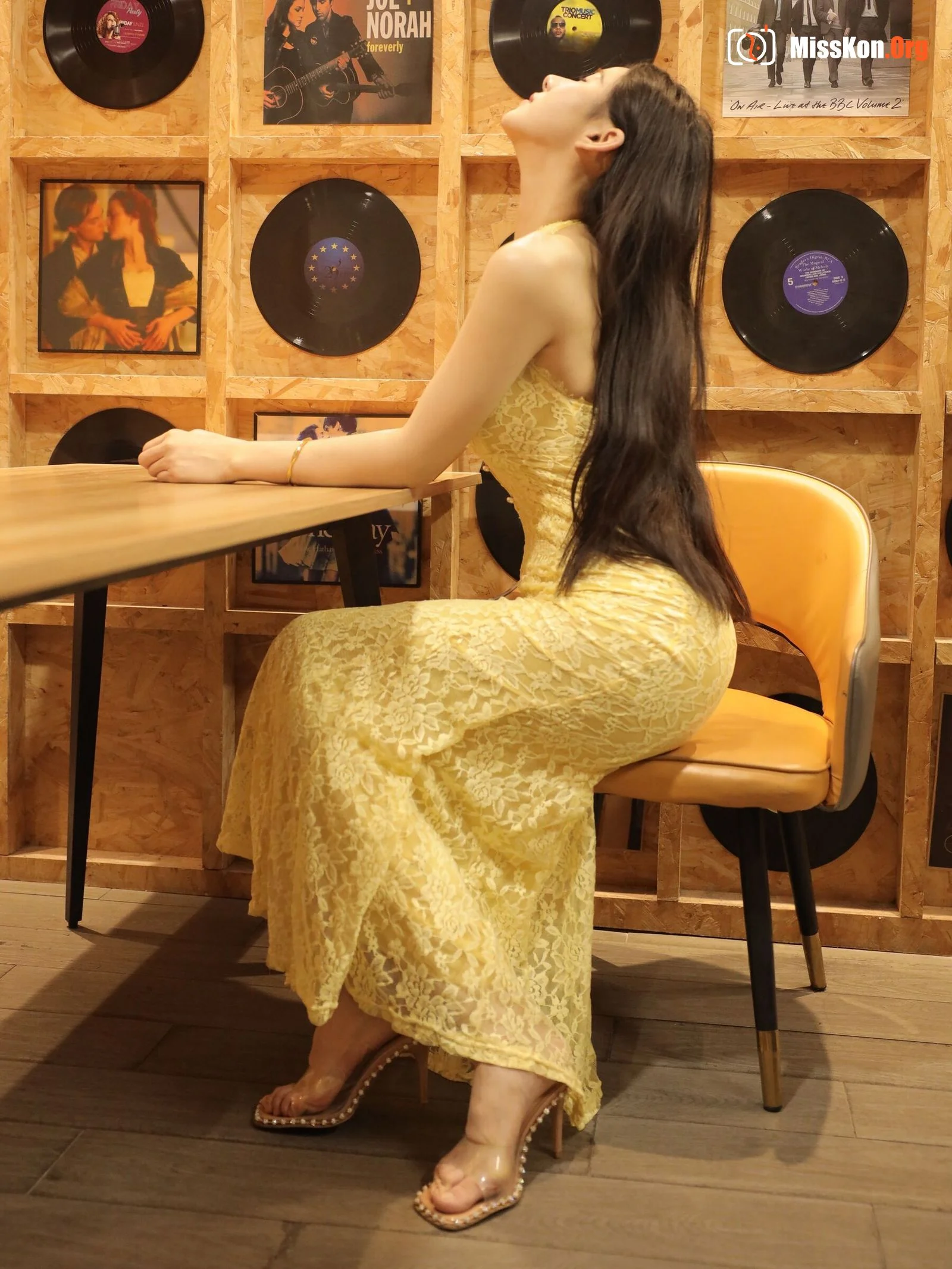 Li Shuanger: Private purchase outflow - Photo 4
