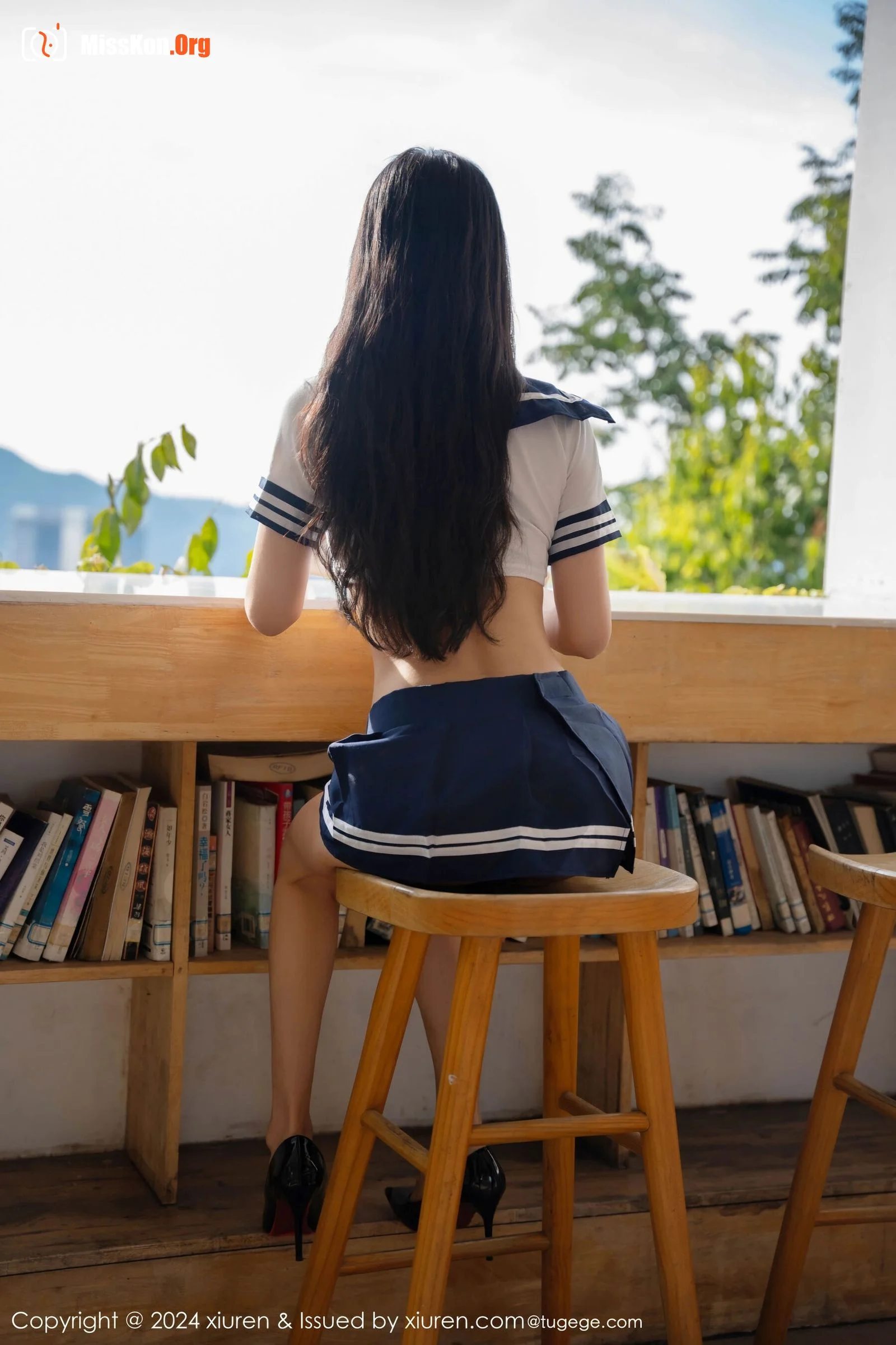 Li Yan - Photo 19