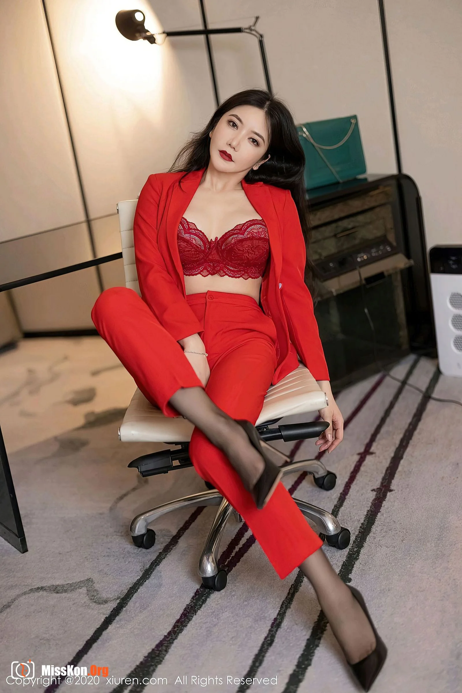 Li Yanxi - Photo 7