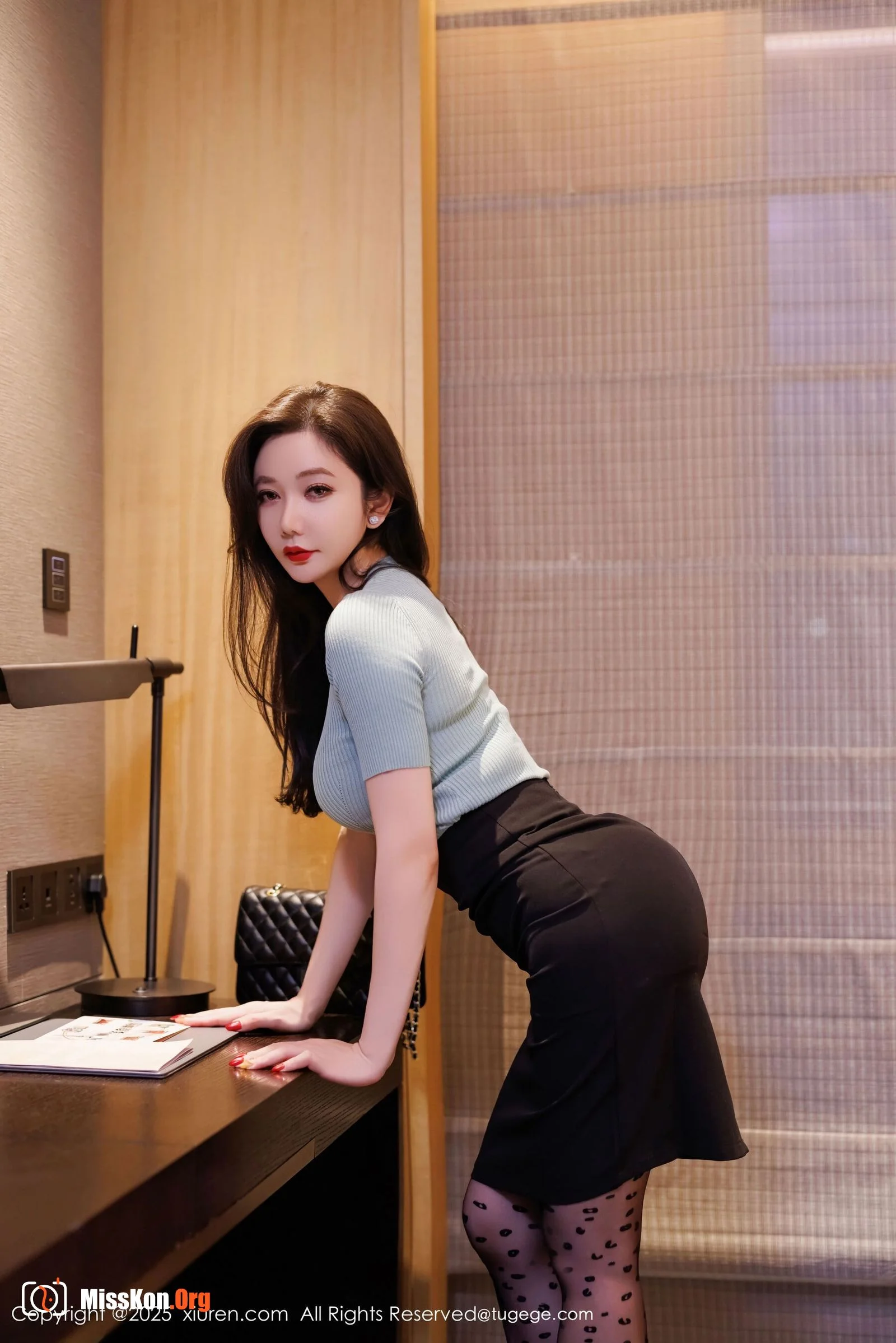 Li Yanxi - Photo 6