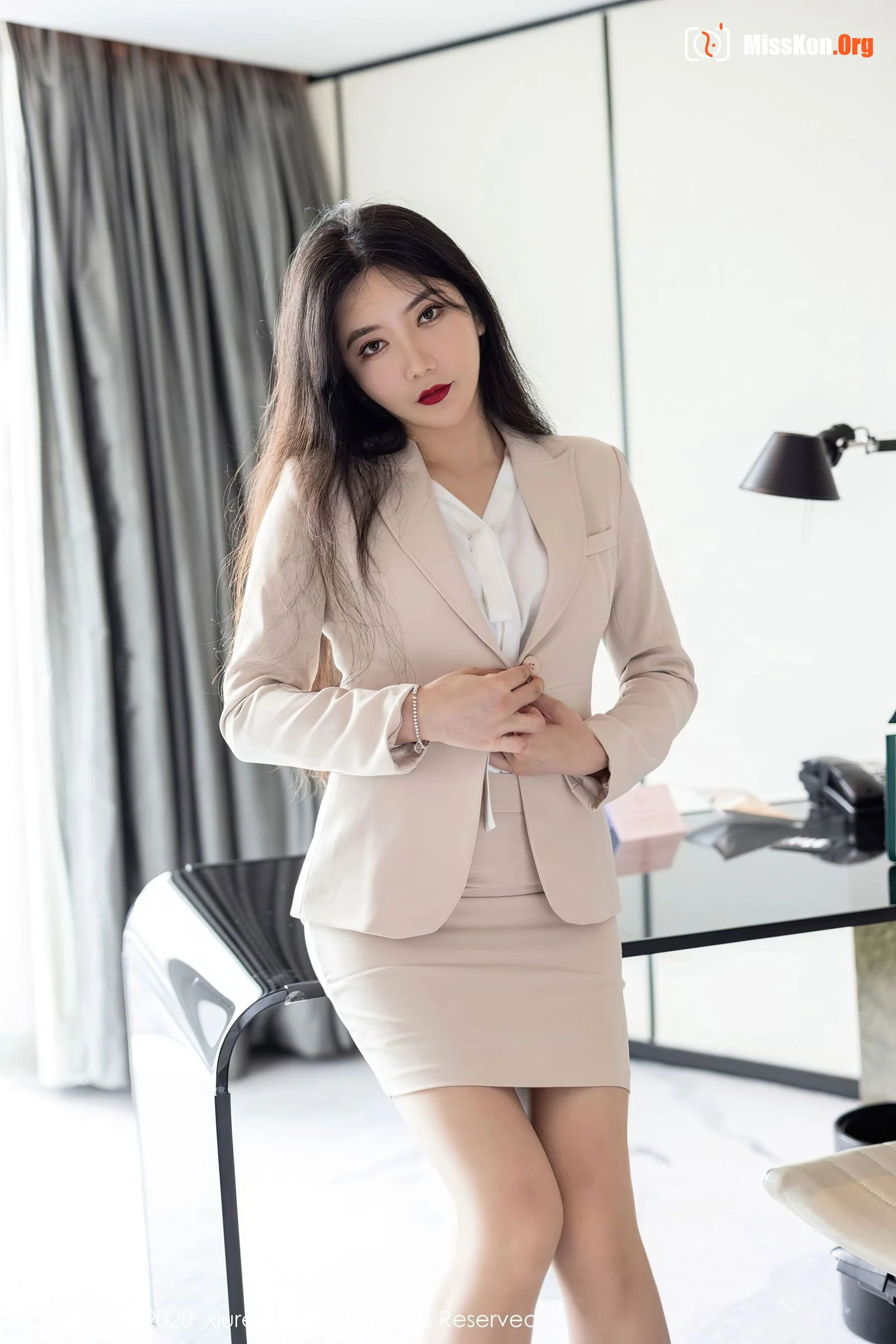 Li Yanxi - Photo 24