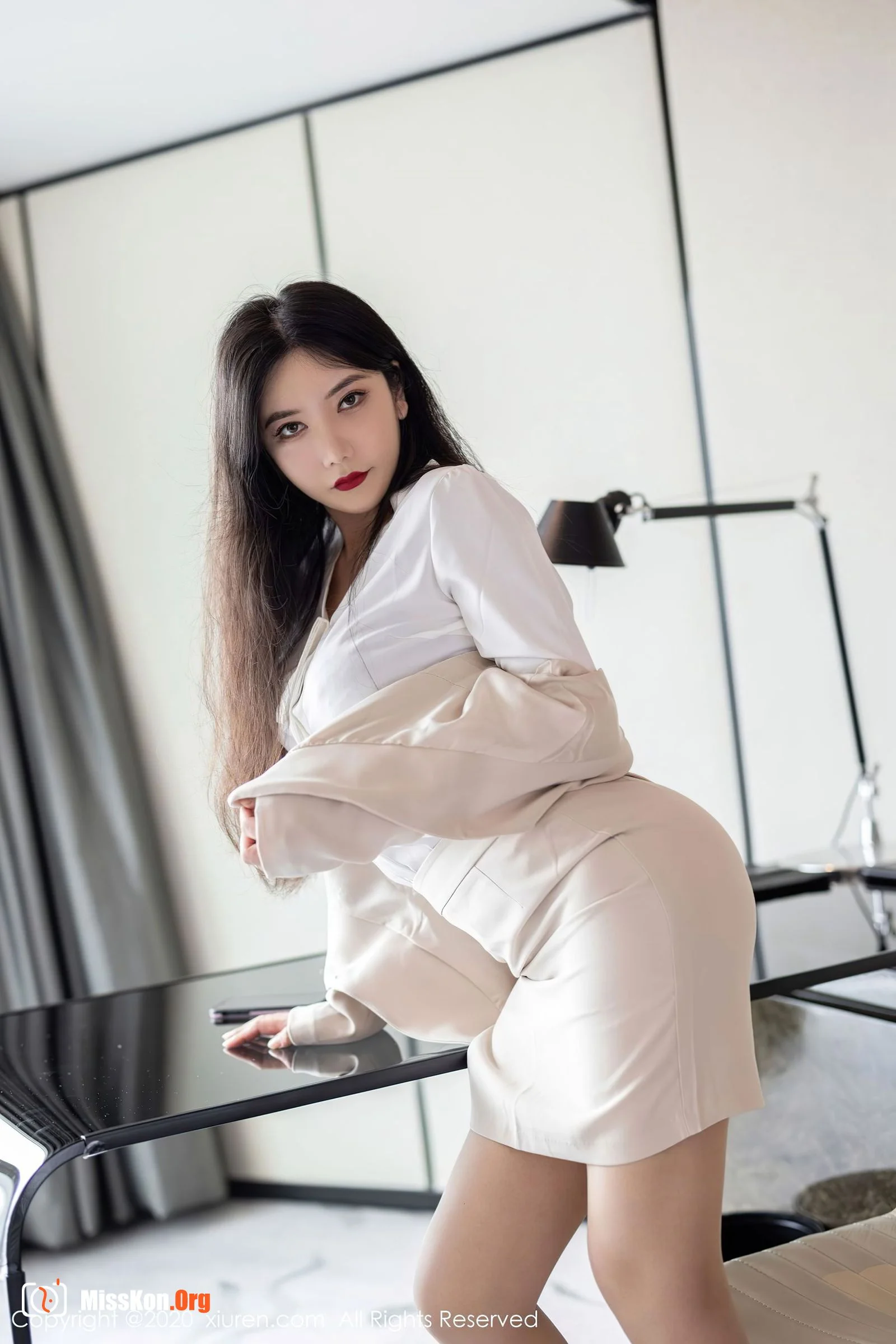 Li Yanxi - Photo 4