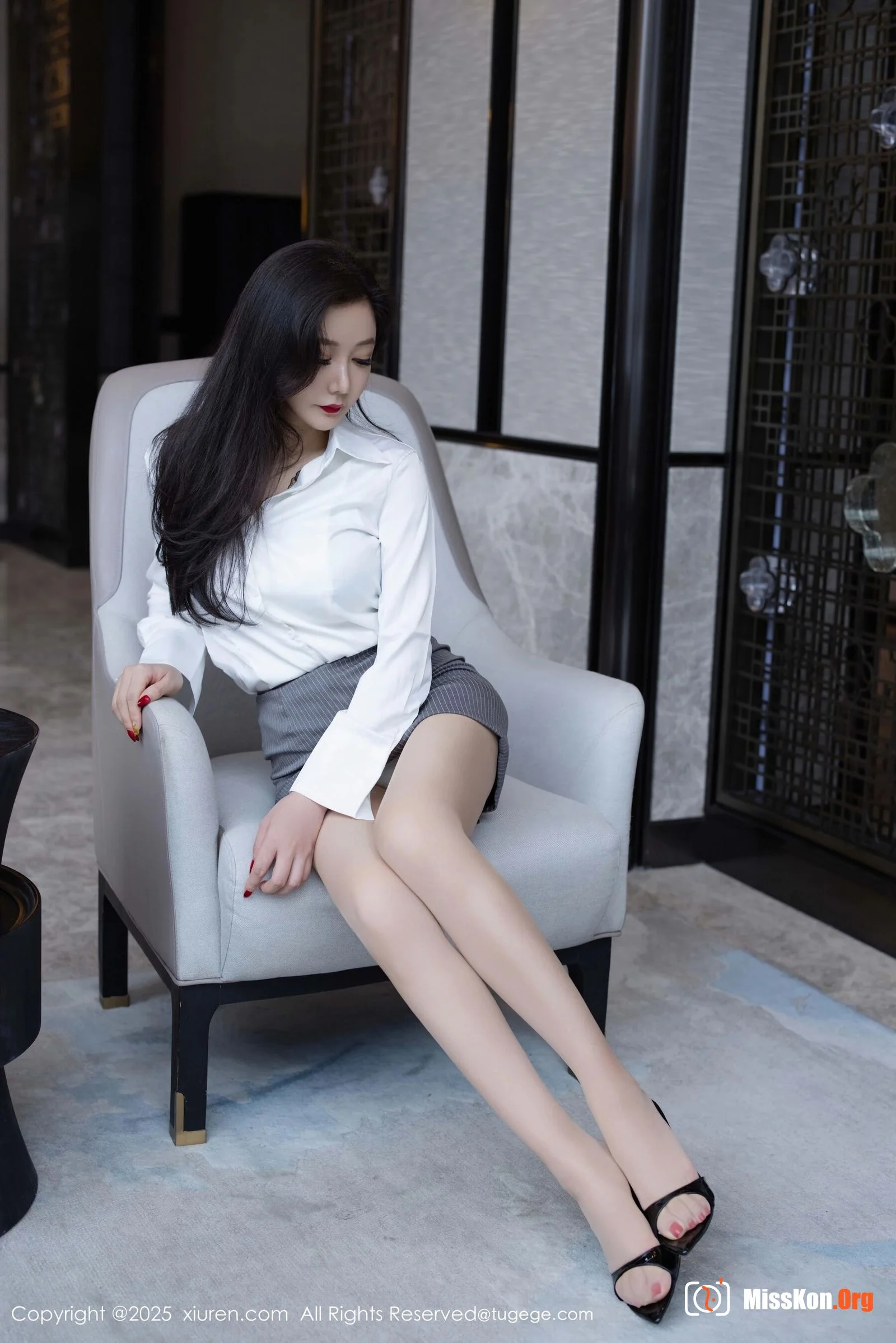 Li Yanxi - Photo 10