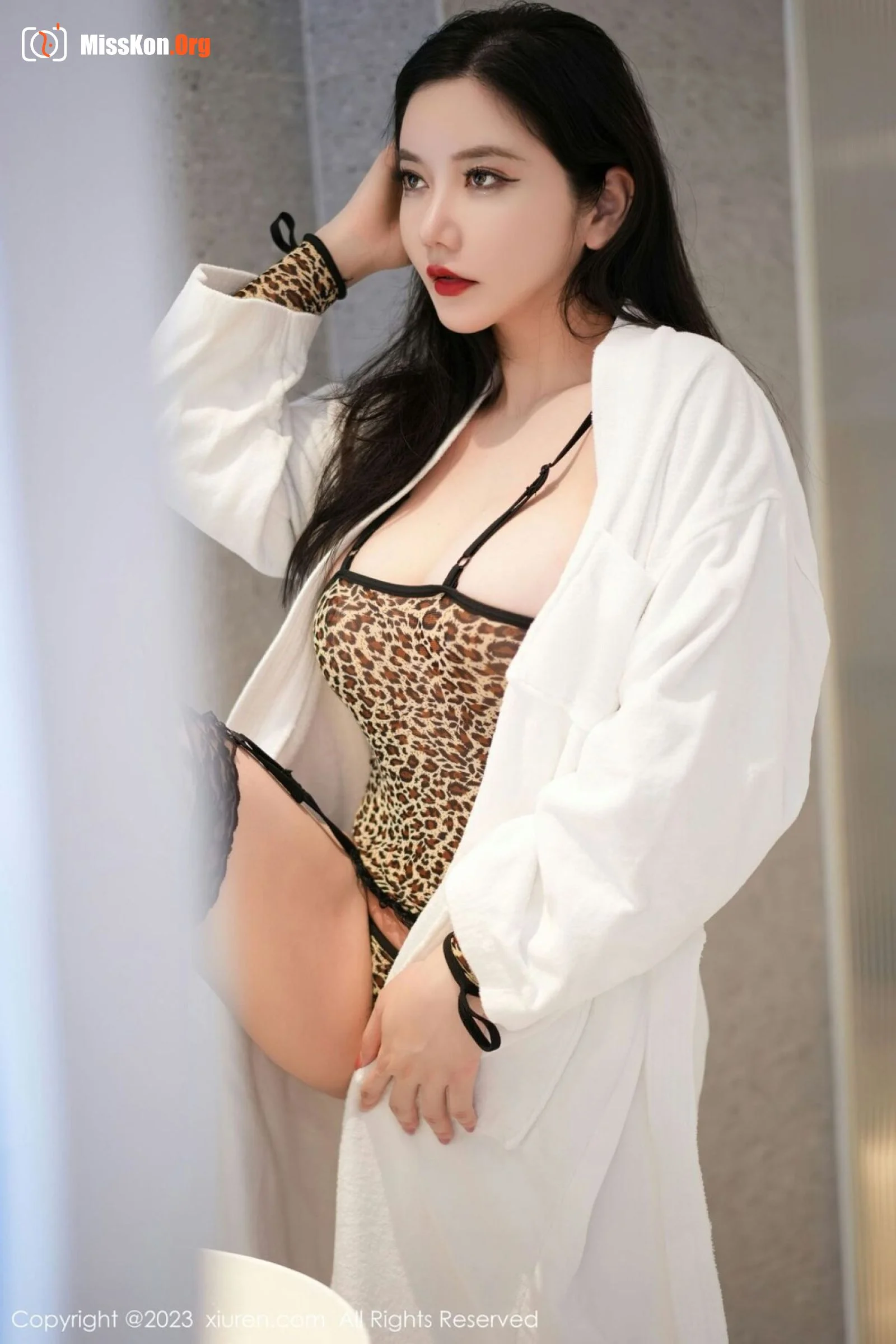 Li Yanxi - Photo 6