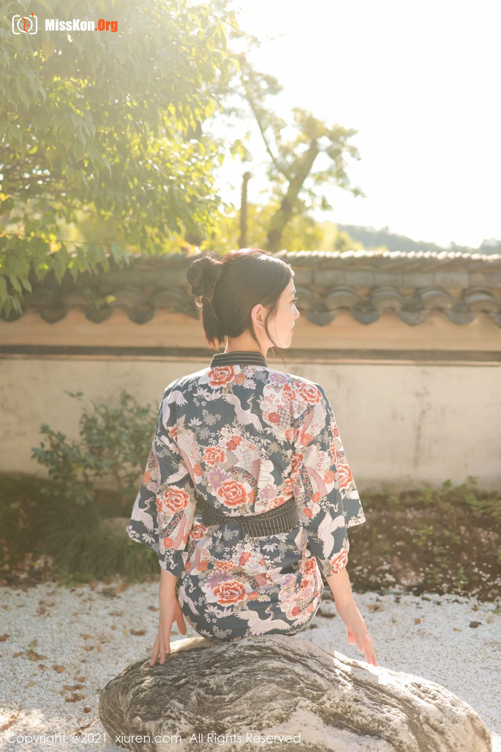 Li Yarou - Photo 24
