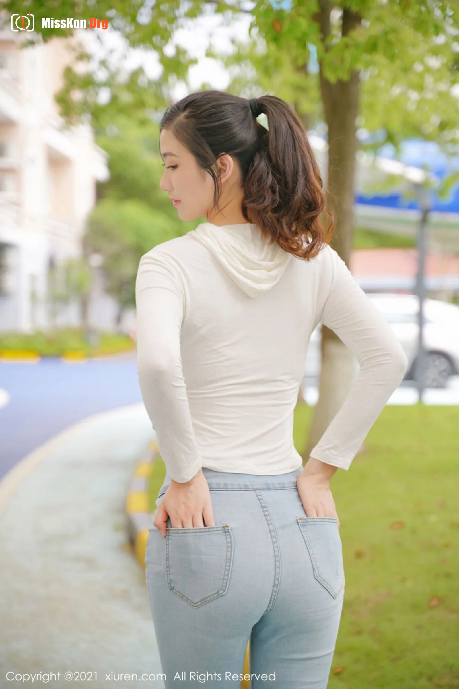 Li Yarou - Photo 4