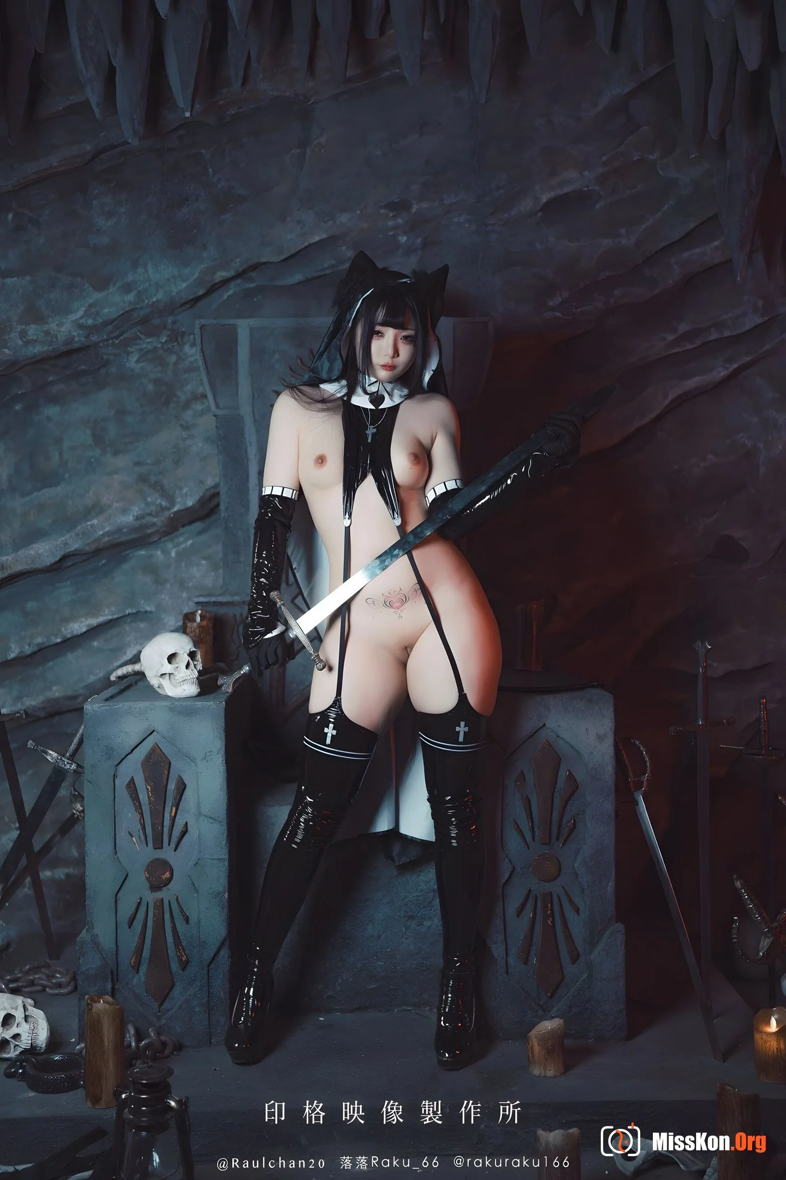 Lilith - Photo 49